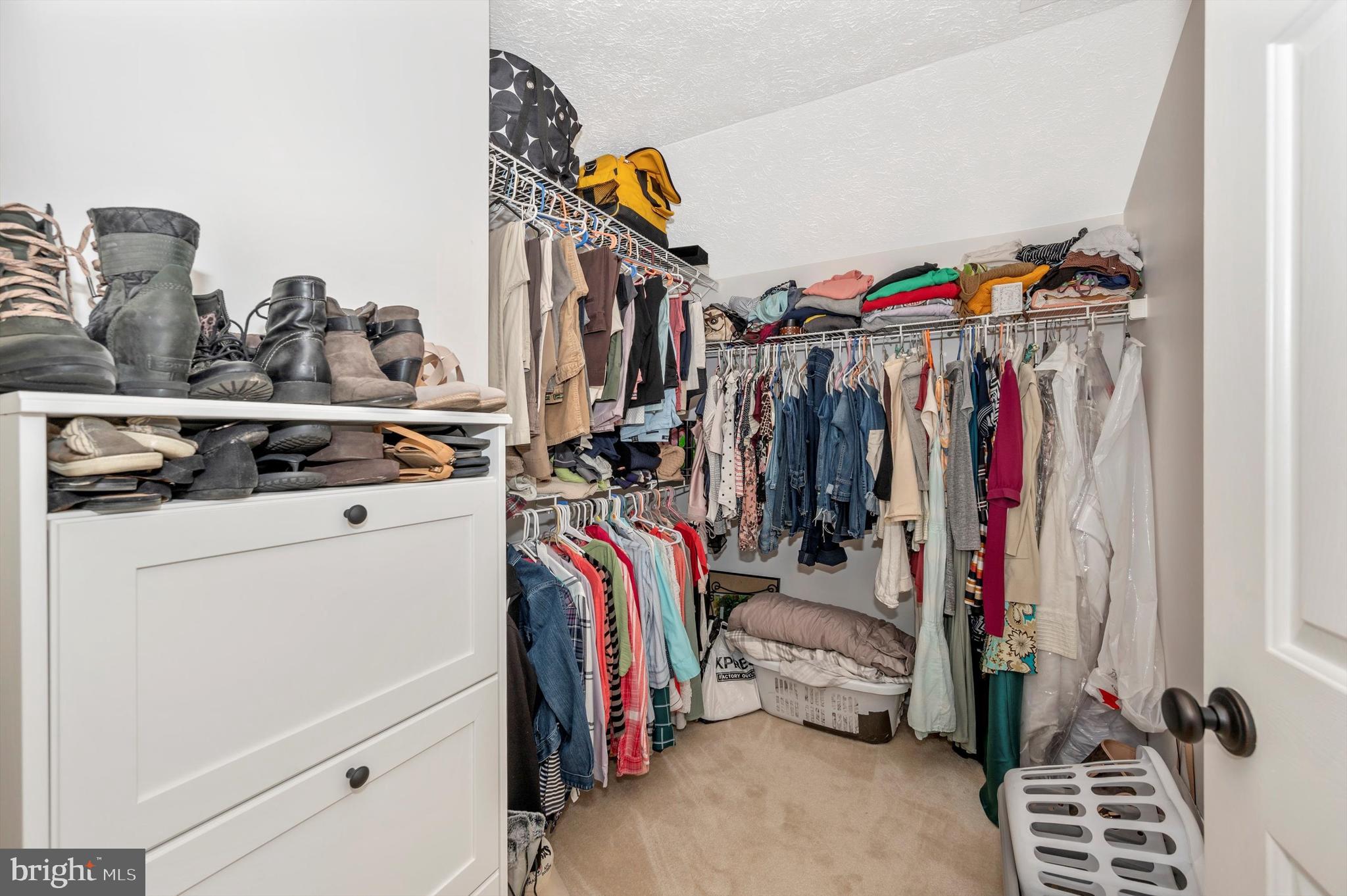 SPRING RIDGE - Residential