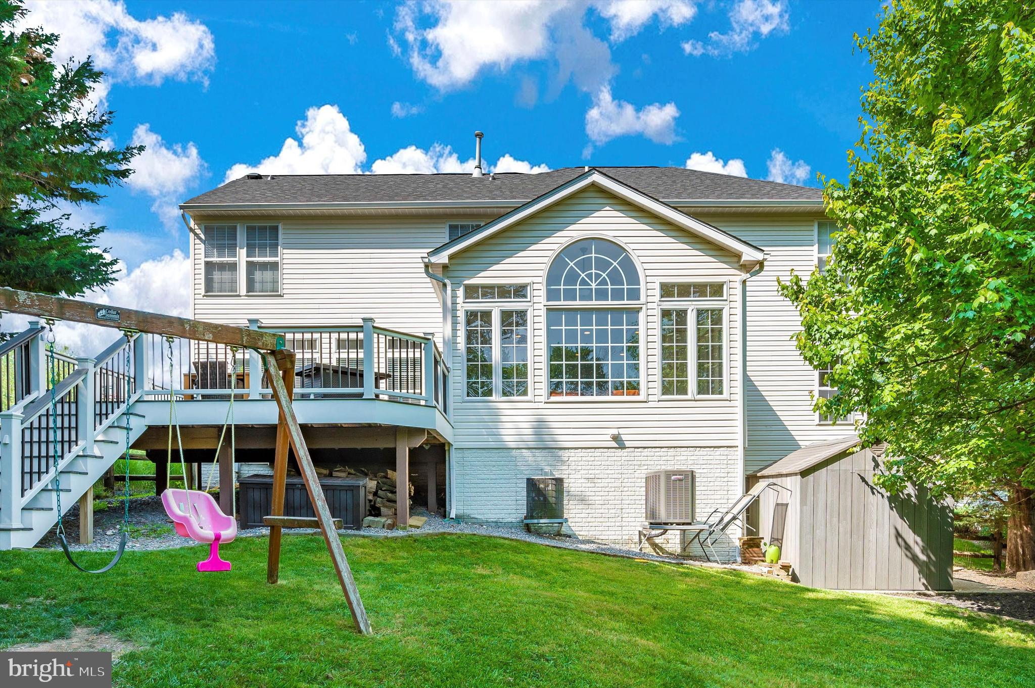 SPRING RIDGE - Residential