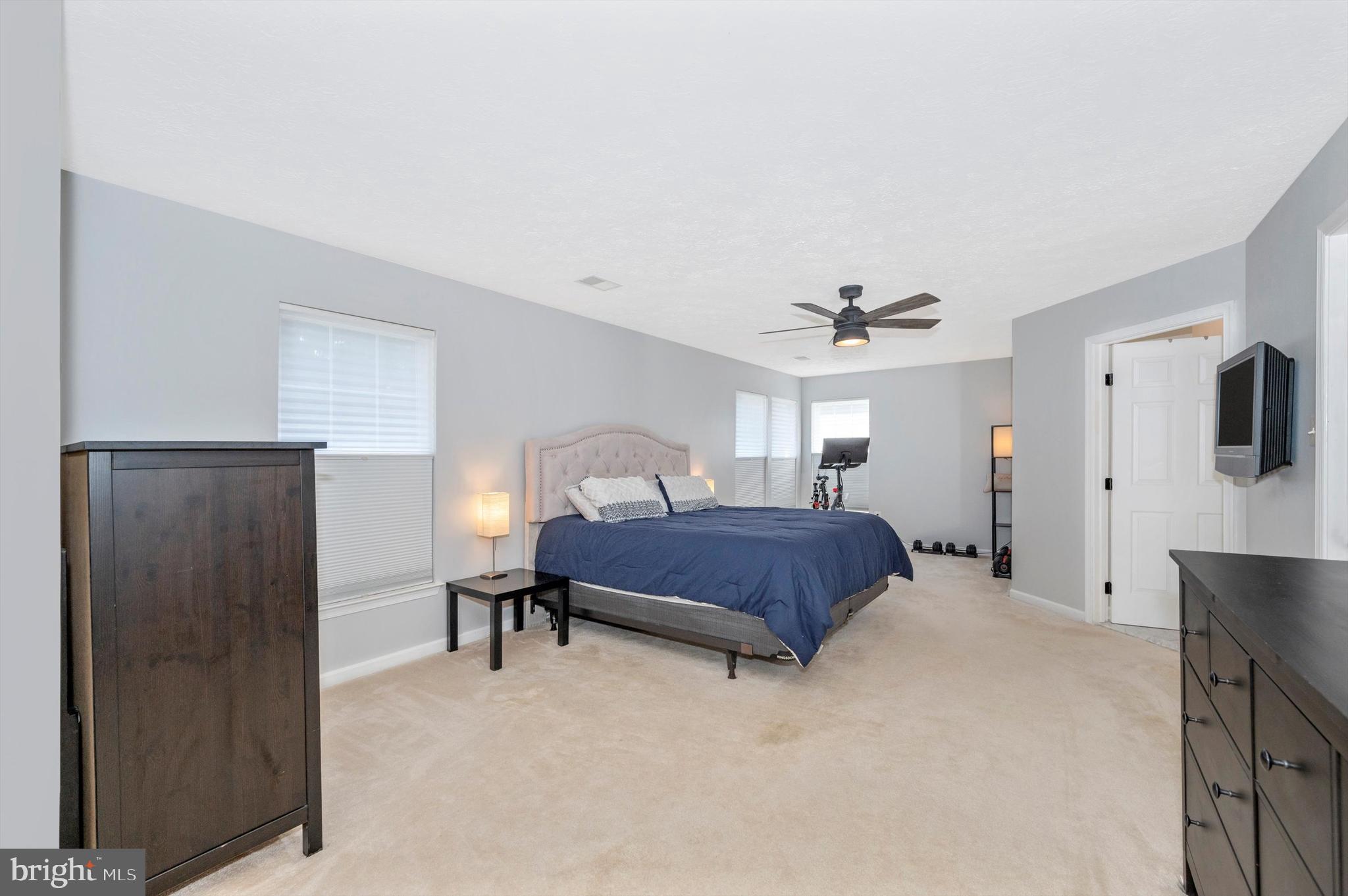 SPRING RIDGE - Residential