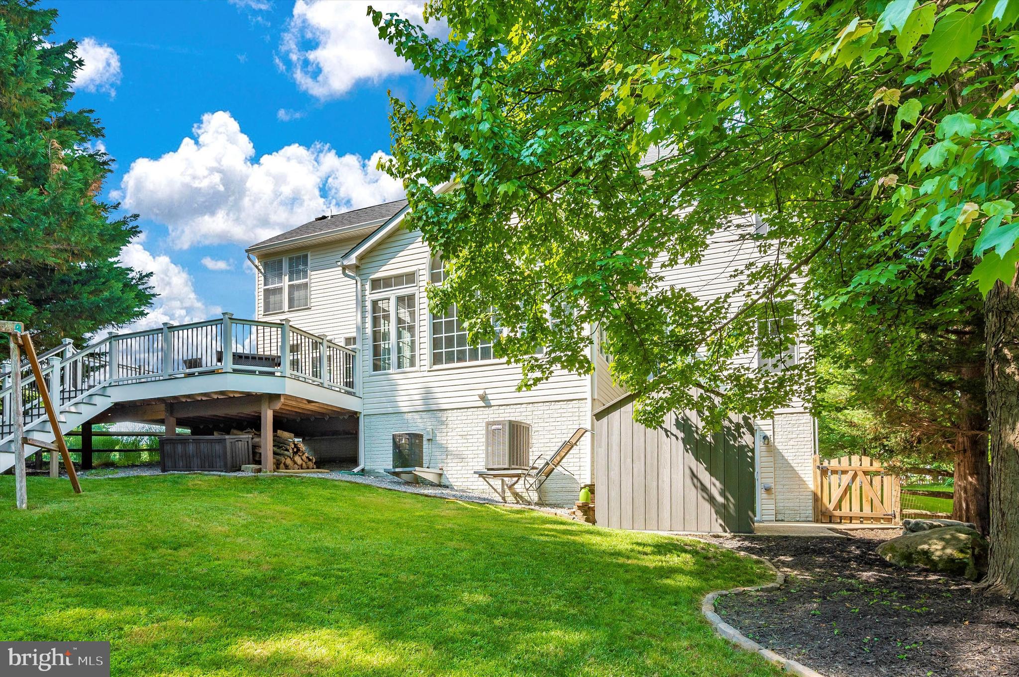 SPRING RIDGE - Residential