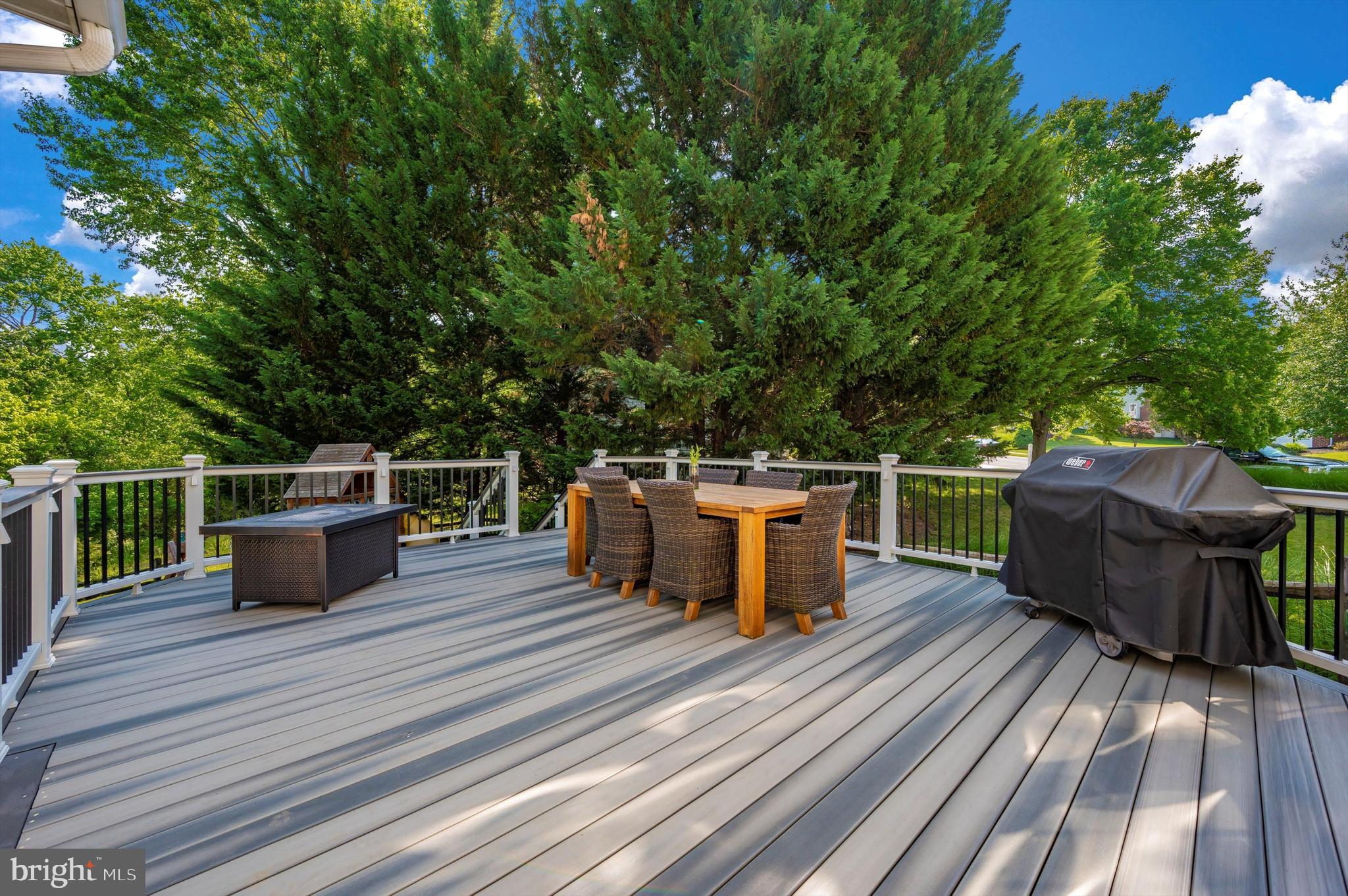 SPRING RIDGE - Residential