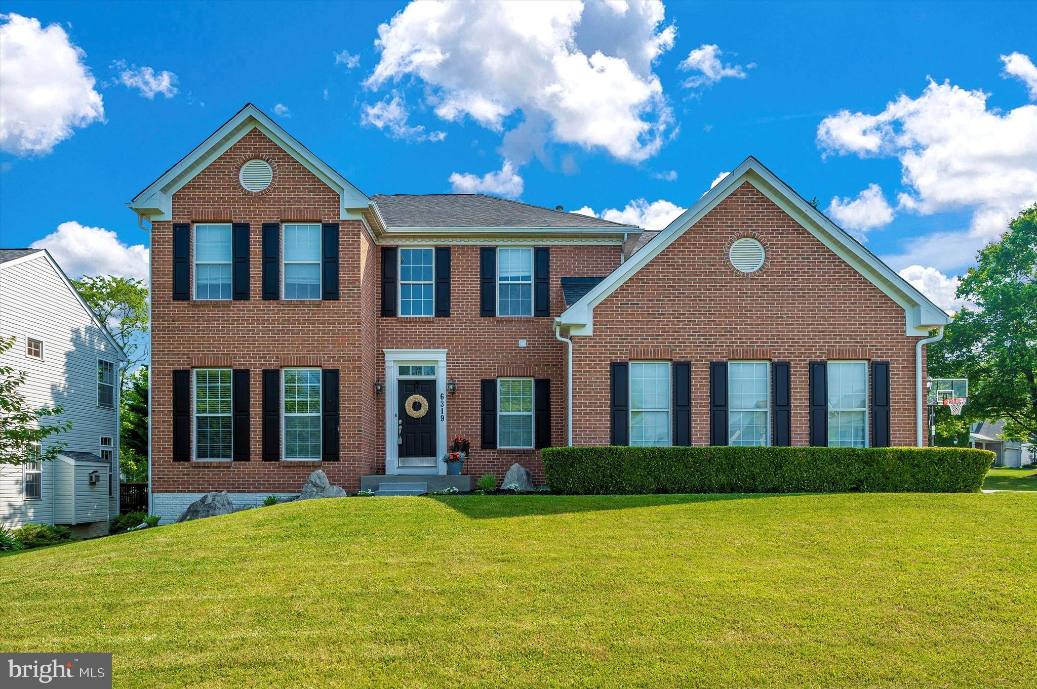 SPRING RIDGE - Residential