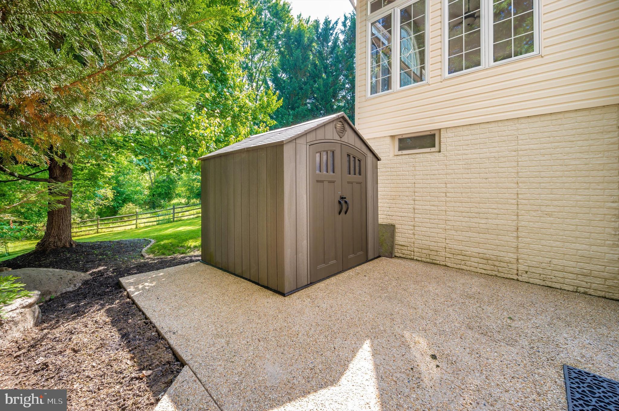 SPRING RIDGE - Residential