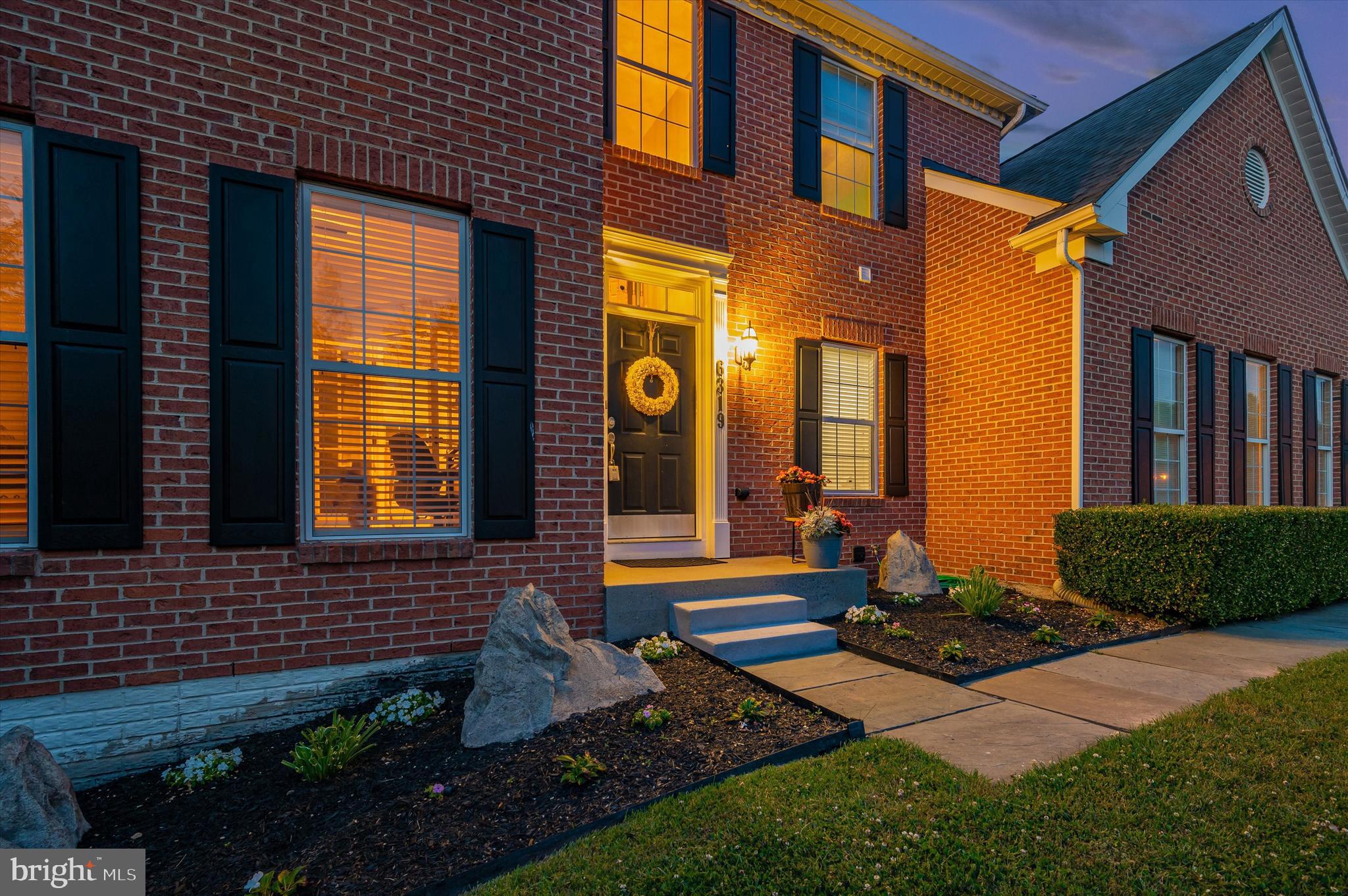 SPRING RIDGE - Residential