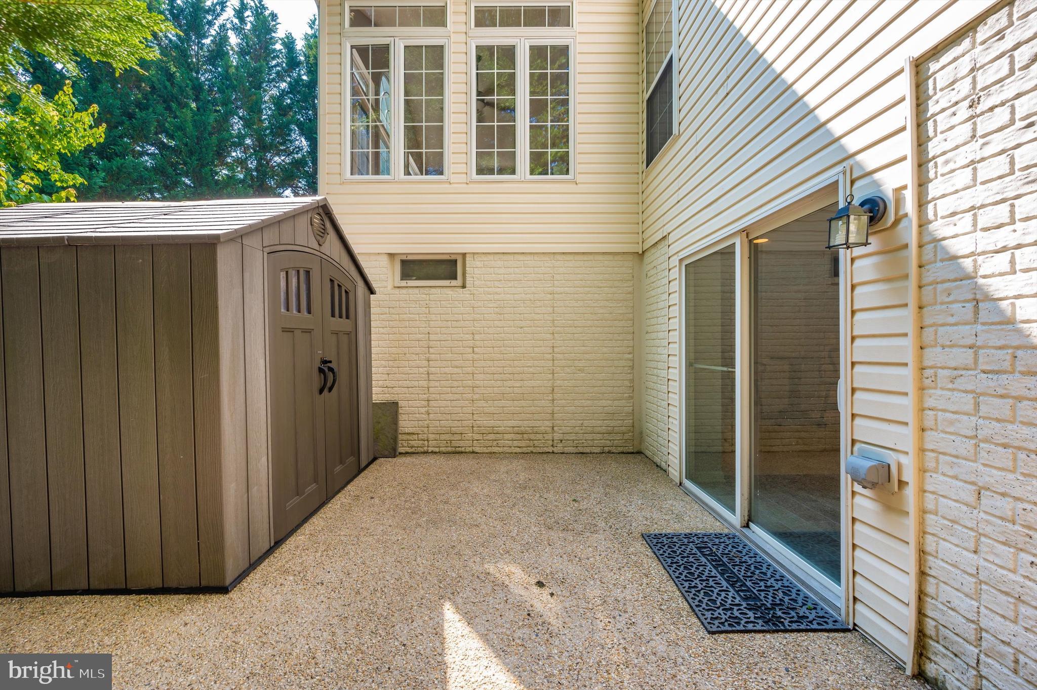 SPRING RIDGE - Residential