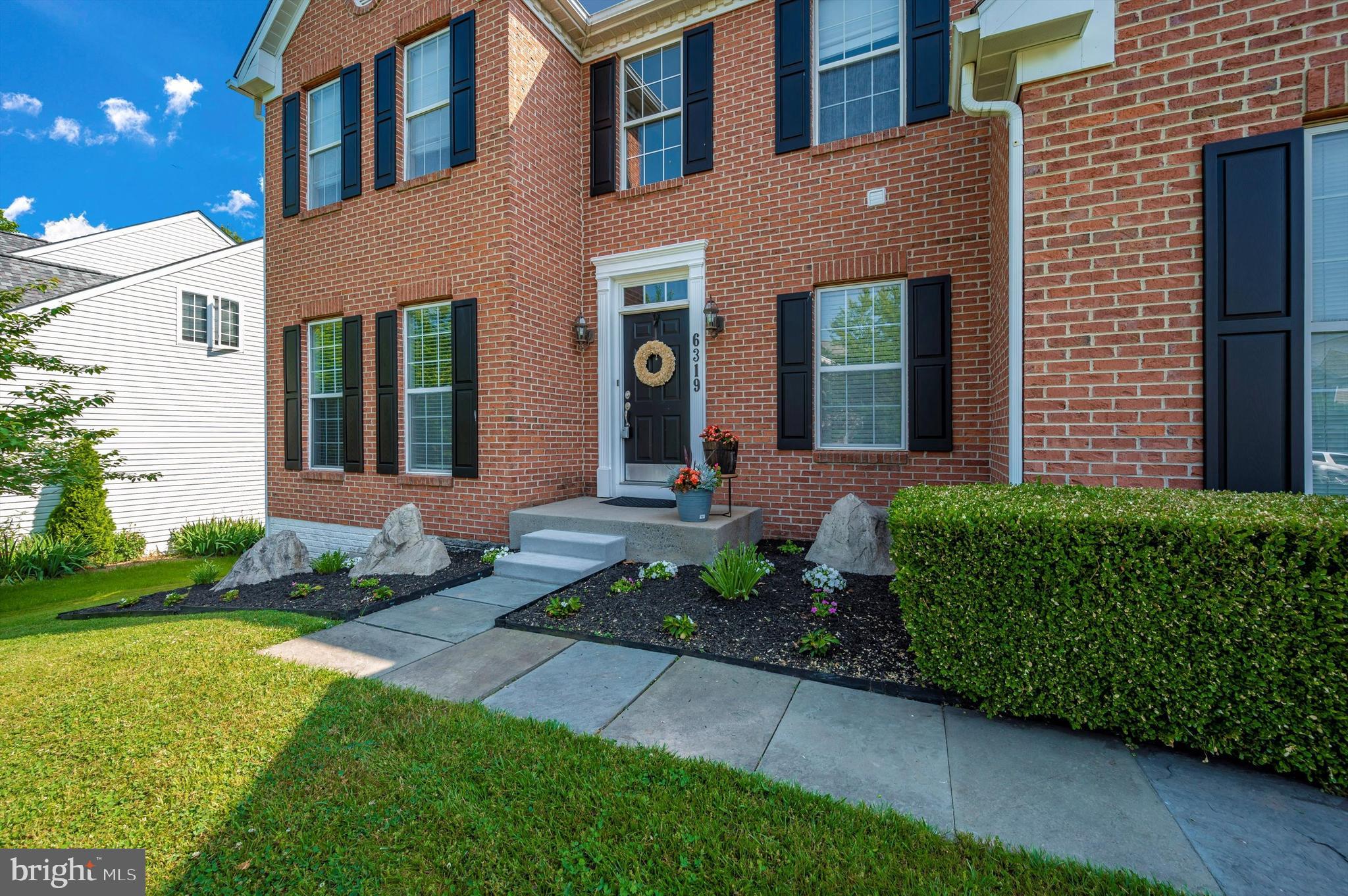 SPRING RIDGE - Residential