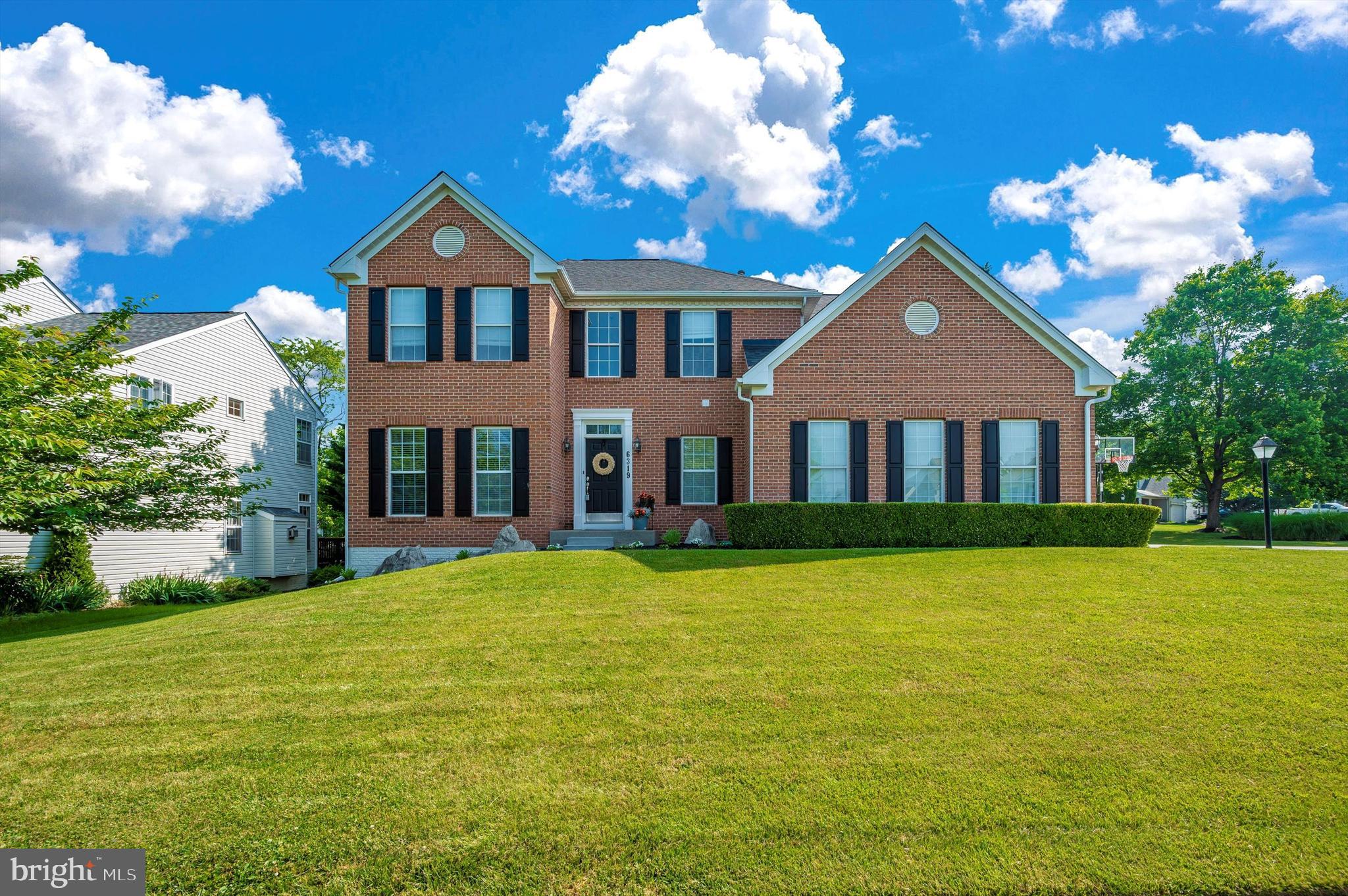 SPRING RIDGE - Residential