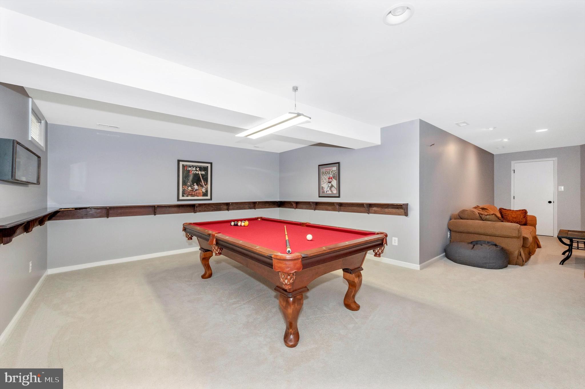 SPRING RIDGE - Residential