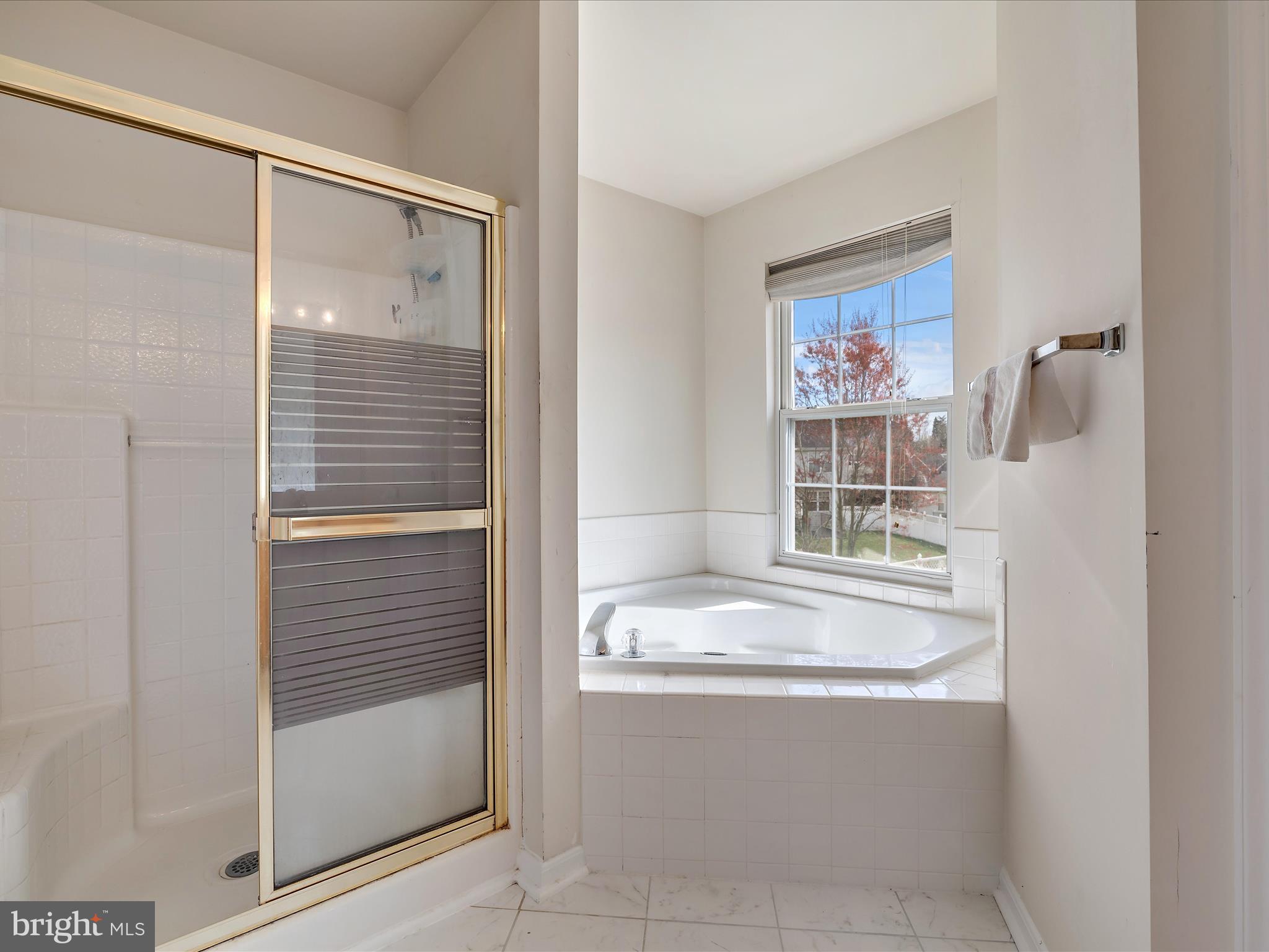 TINKERS CREEK ESTATES - Residential