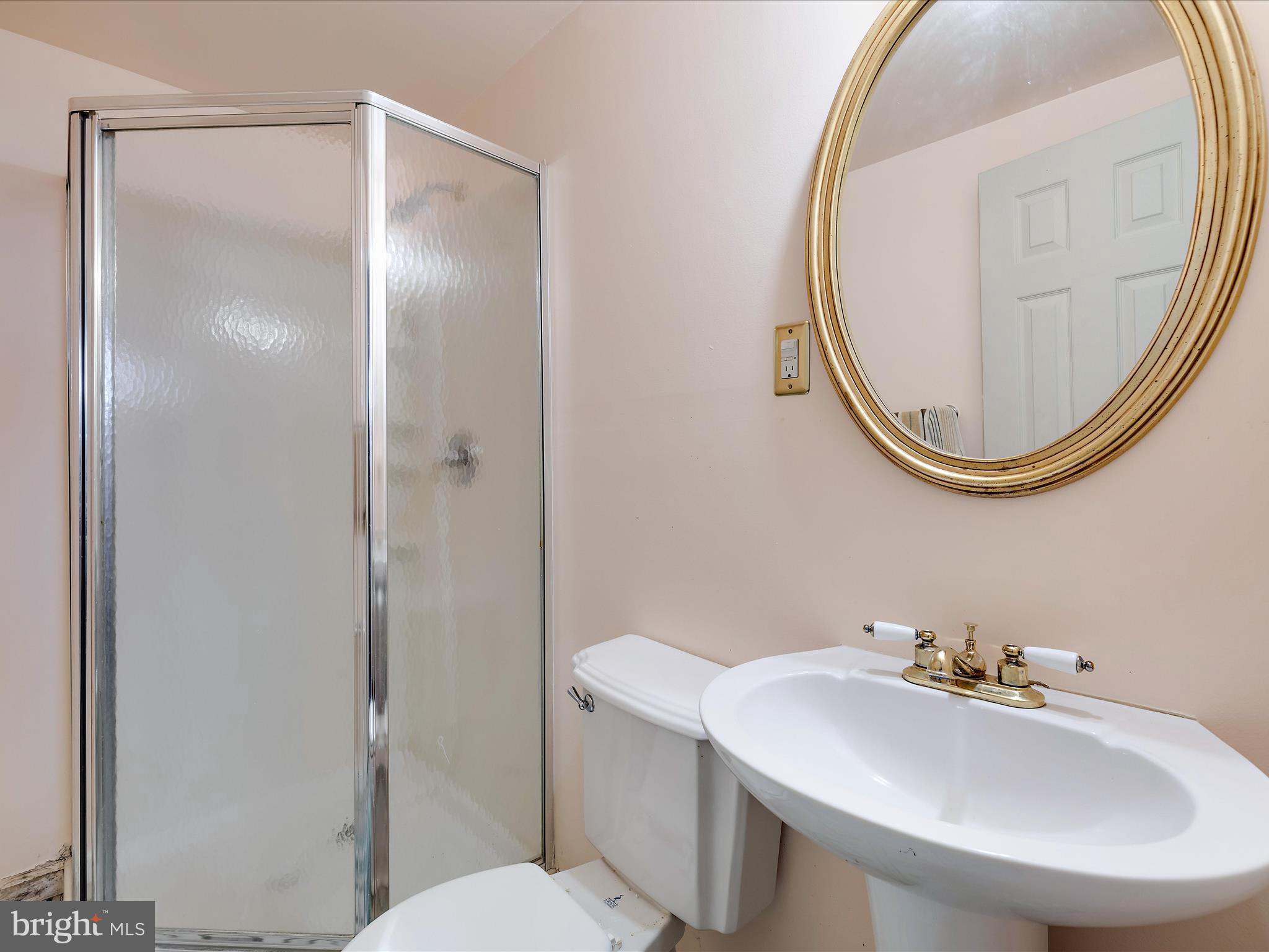 TINKERS CREEK ESTATES - Residential