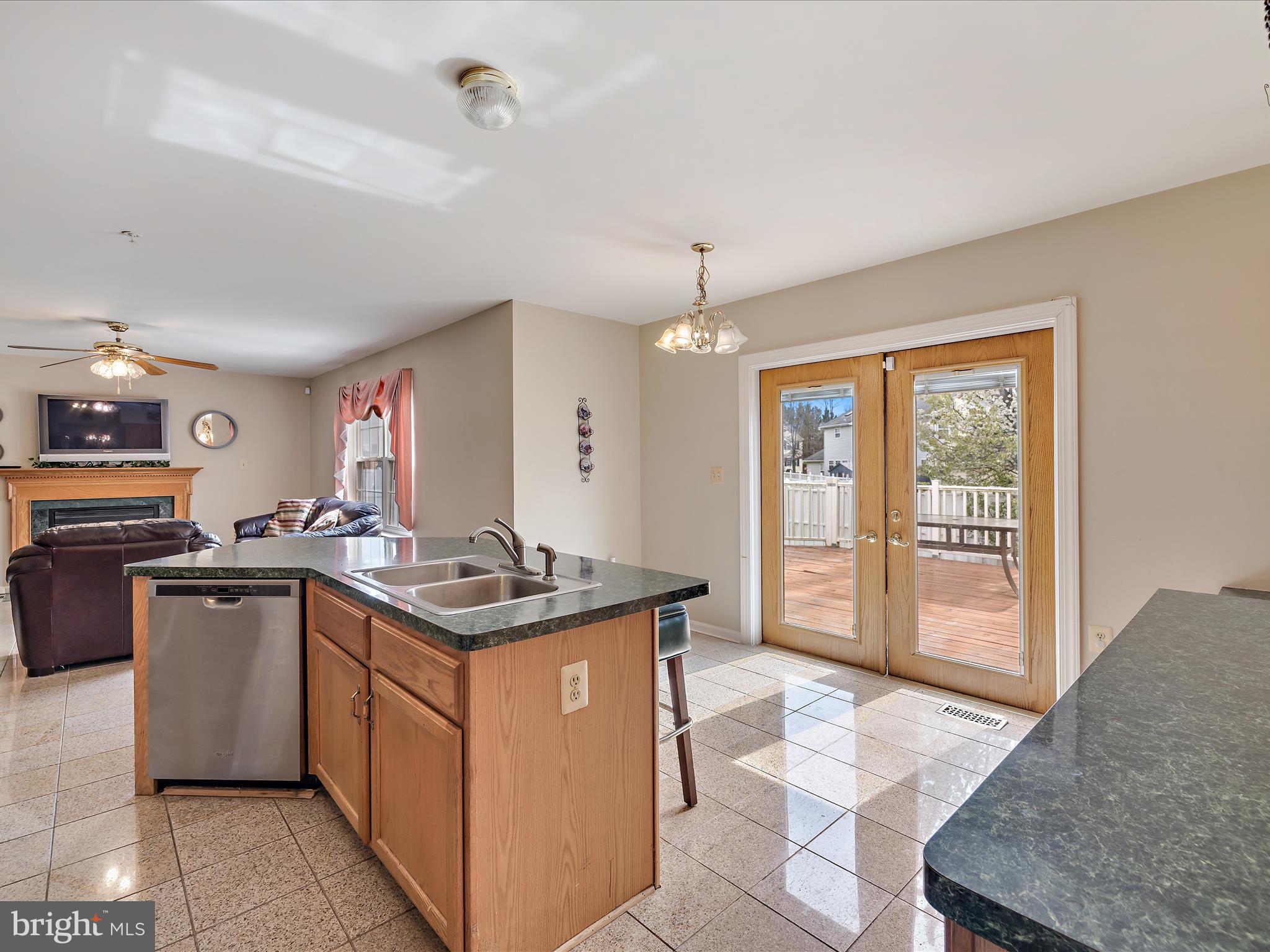 TINKERS CREEK ESTATES - Residential