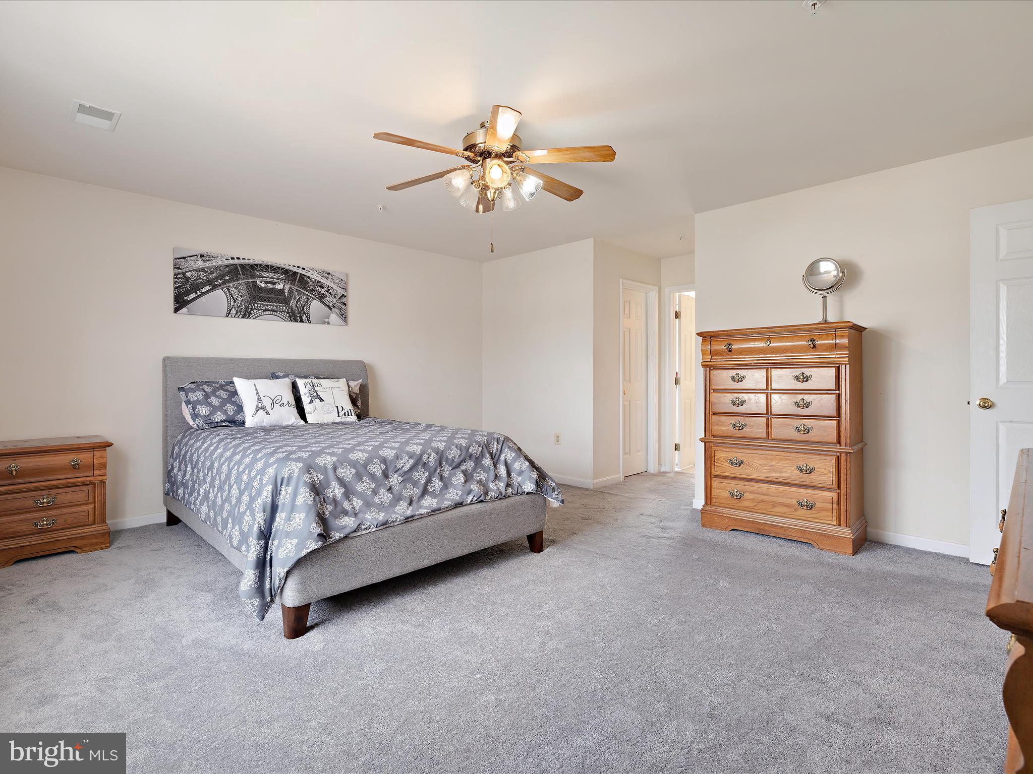 TINKERS CREEK ESTATES - Residential