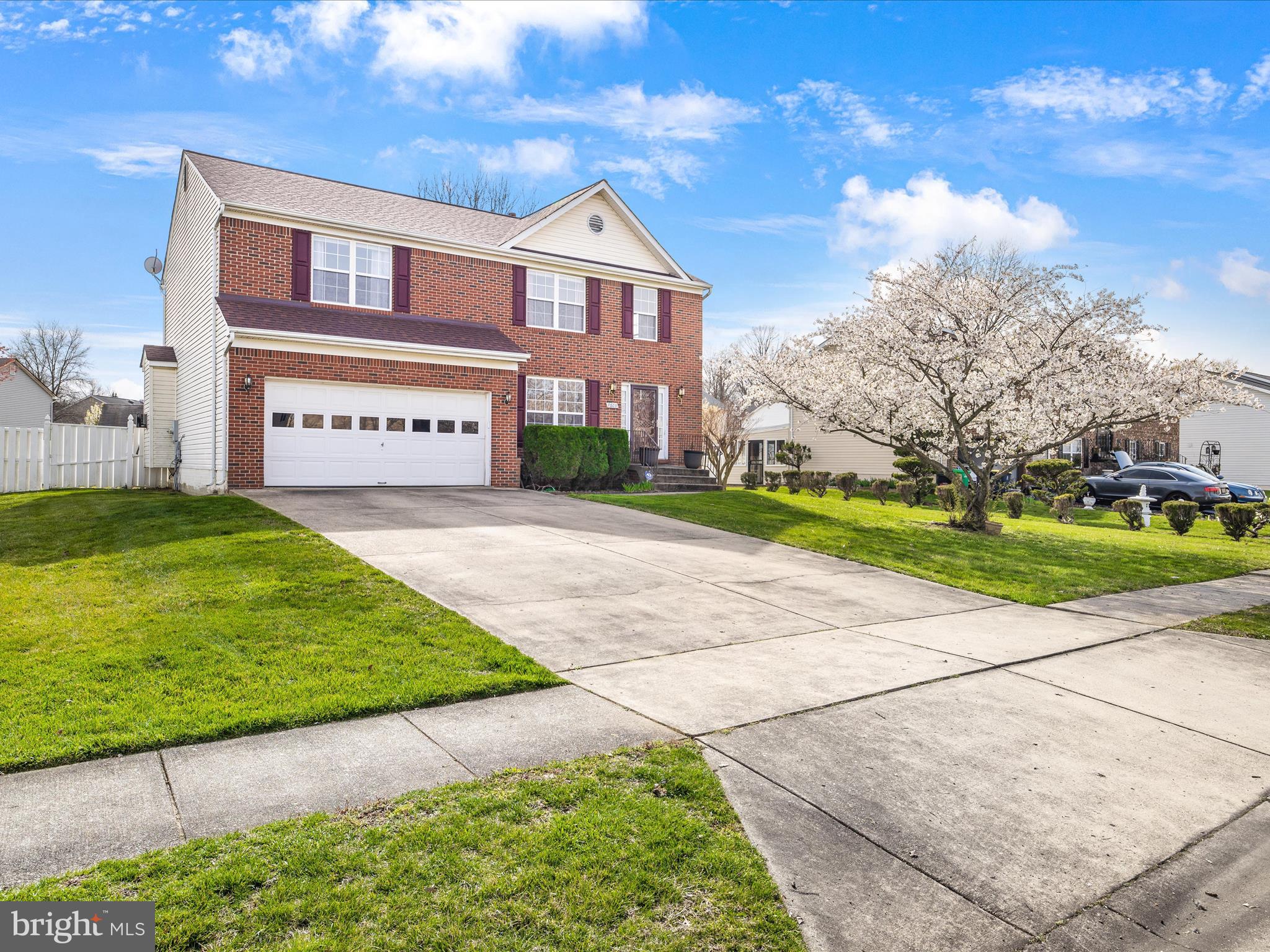 TINKERS CREEK ESTATES - Residential