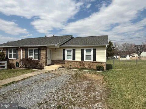 115 Early Drive, Winchester, VA MLS: VAFV2033240