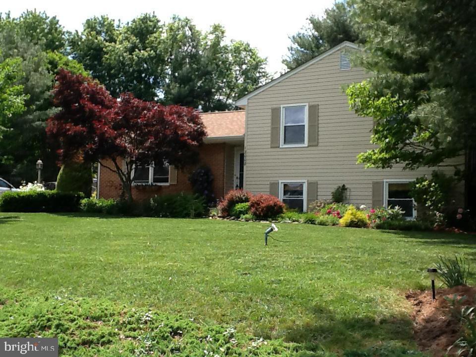 GRANTWOOD ACRES - Residential