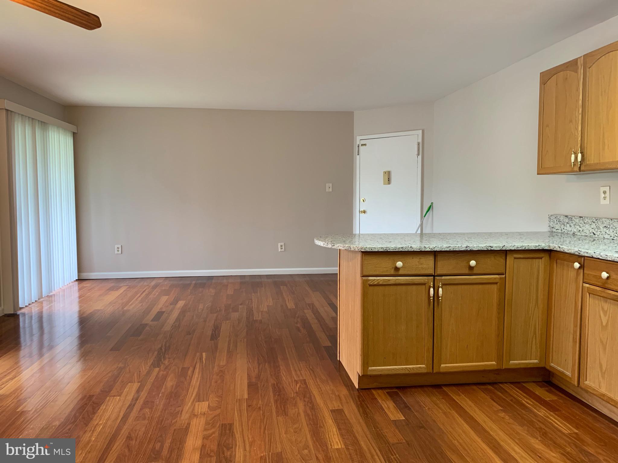 LITTLE RIVER SQUARE - Residential Lease