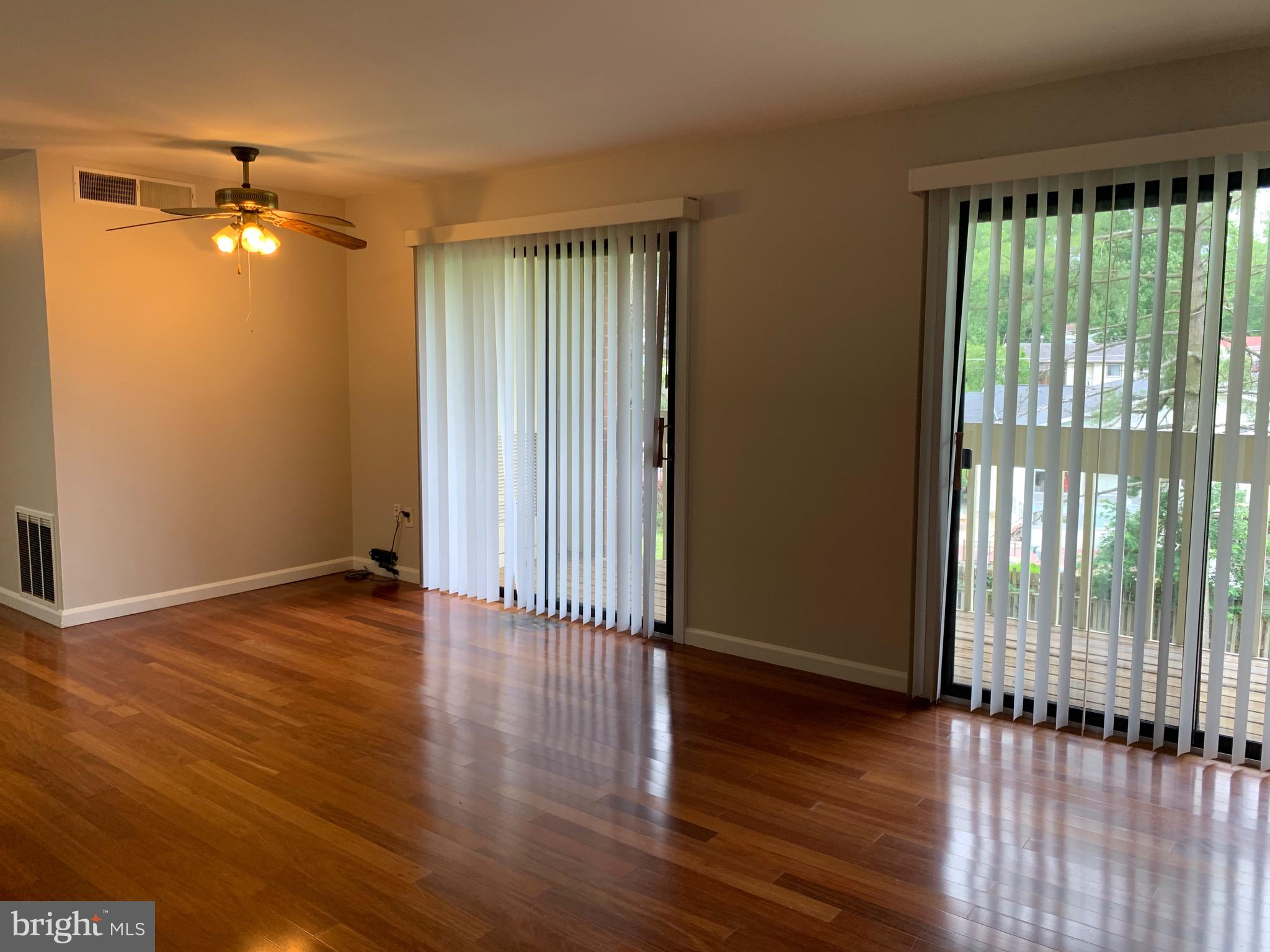 LITTLE RIVER SQUARE - Residential Lease