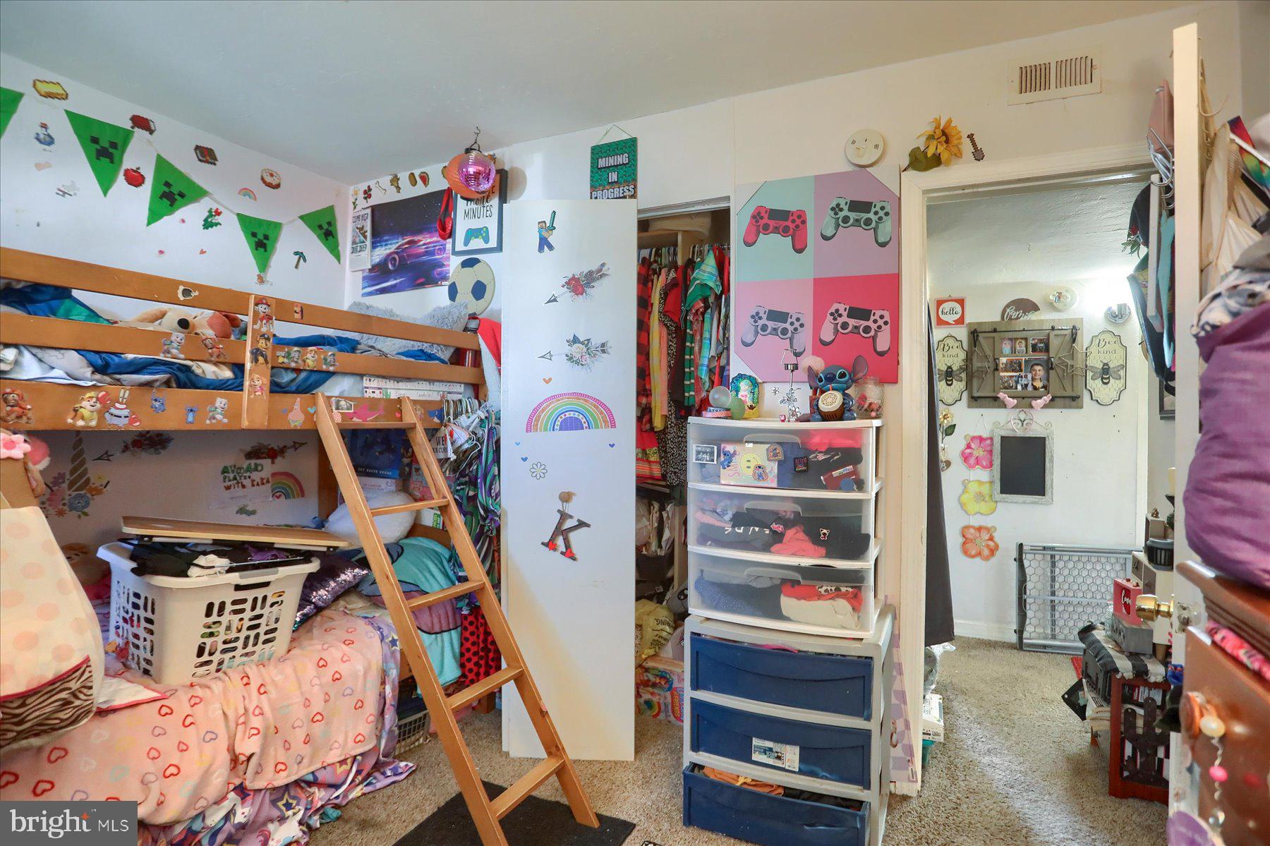 SWAN MEADOWS - Residential