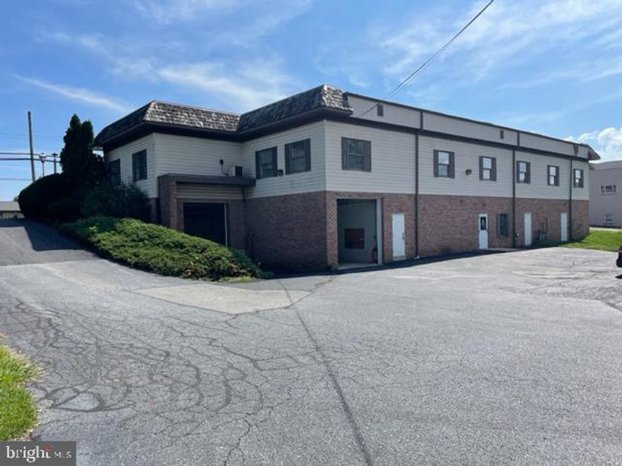 Former construction office, showroom, shop and storage space.  Suite features one 8x8 loading dock and one 10x10 drive in door.  Gross rental rate includes all operating expenses and tenant is responsible for utility costs.  Property is presently vacant and available.