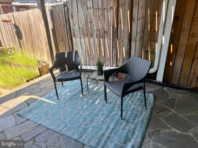 LOCUST POINT - Residential