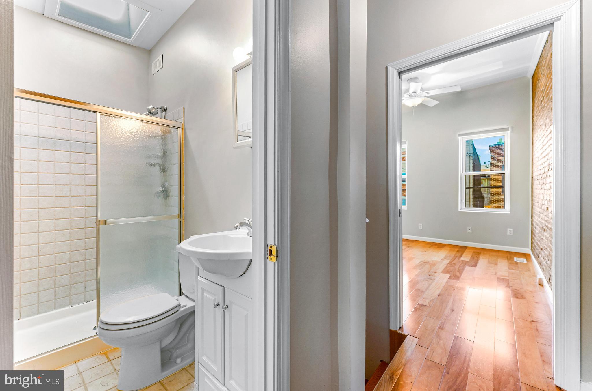 LOCUST POINT - Residential