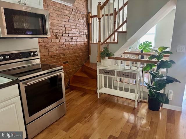 LOCUST POINT - Residential