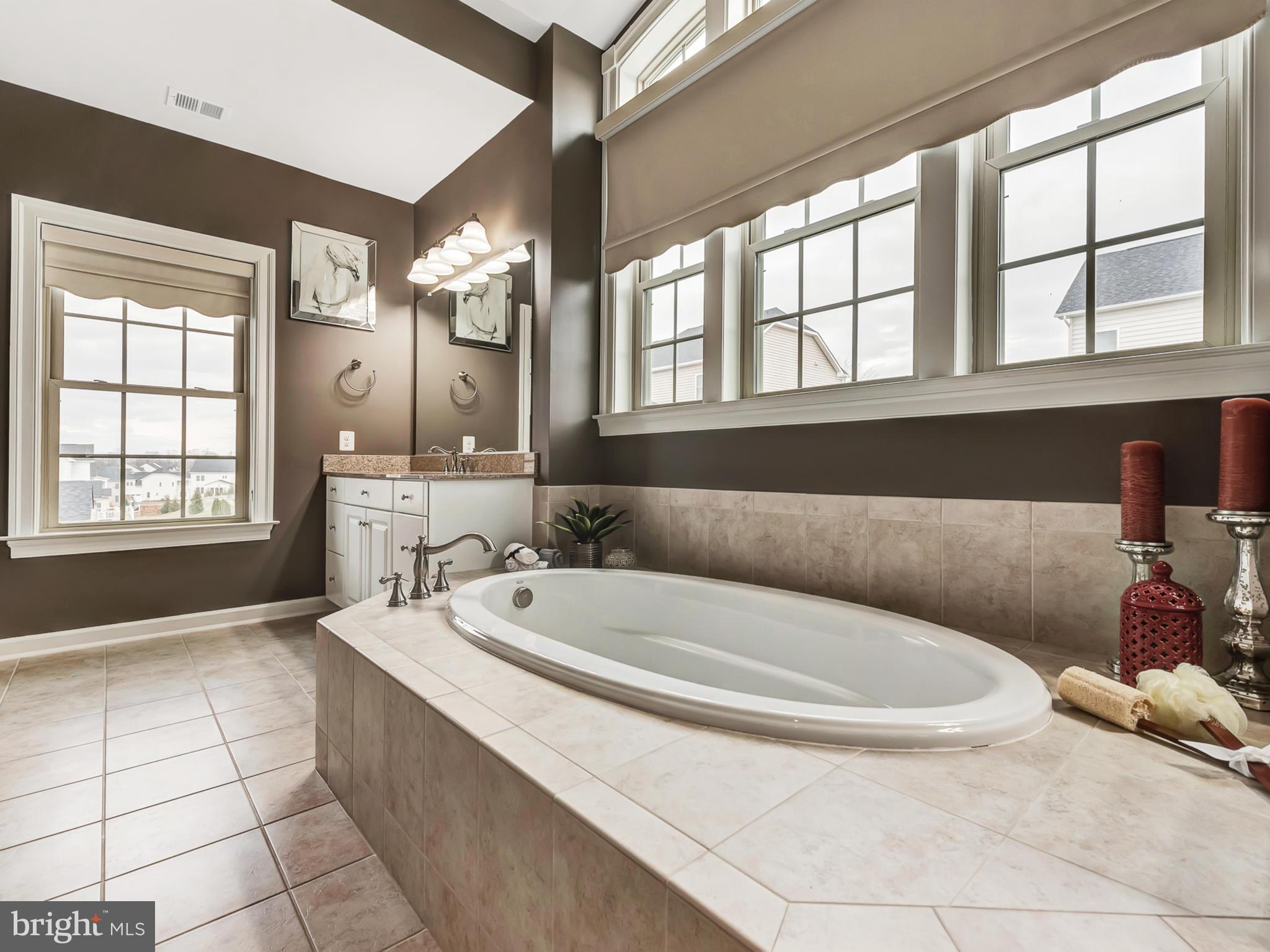 PRESERVE AT WINDSOR KNOLLS - Residential