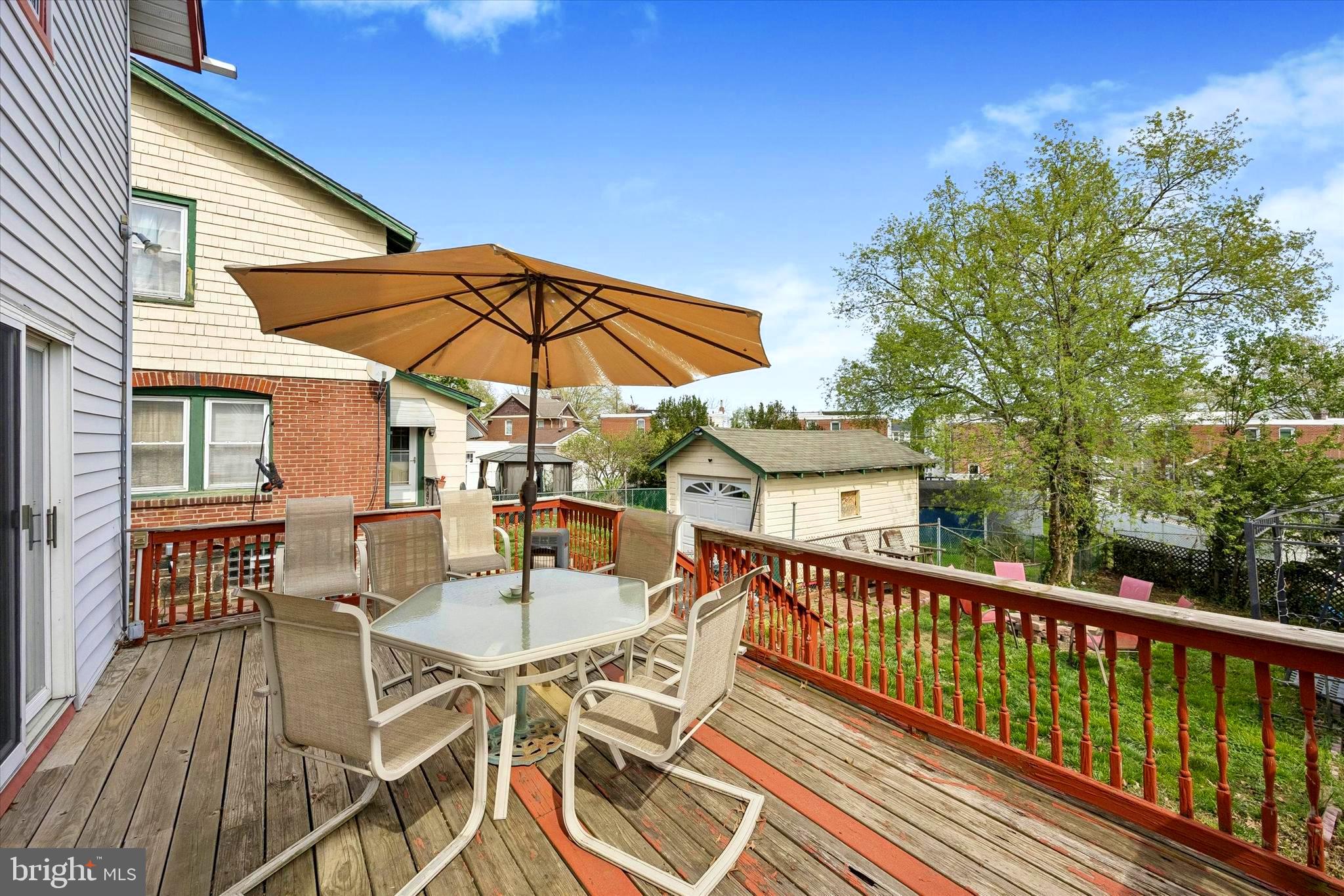 FOX CHASE - Residential