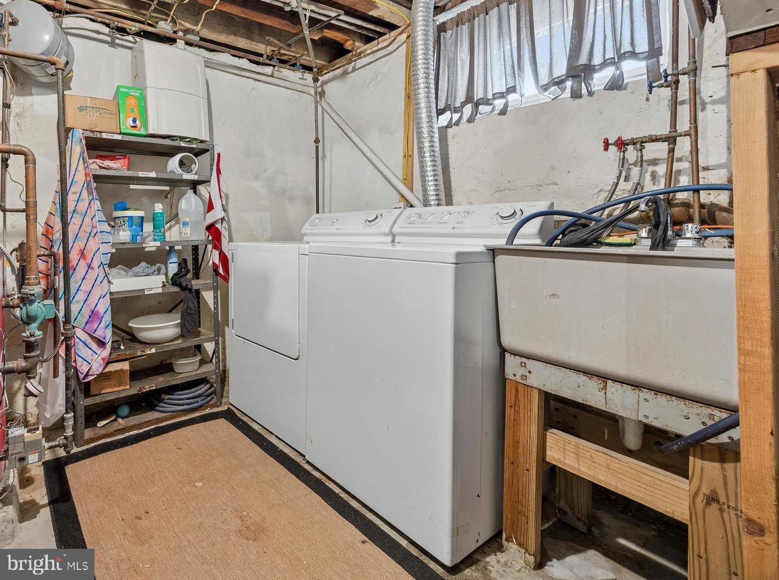 FOX CHASE - Residential