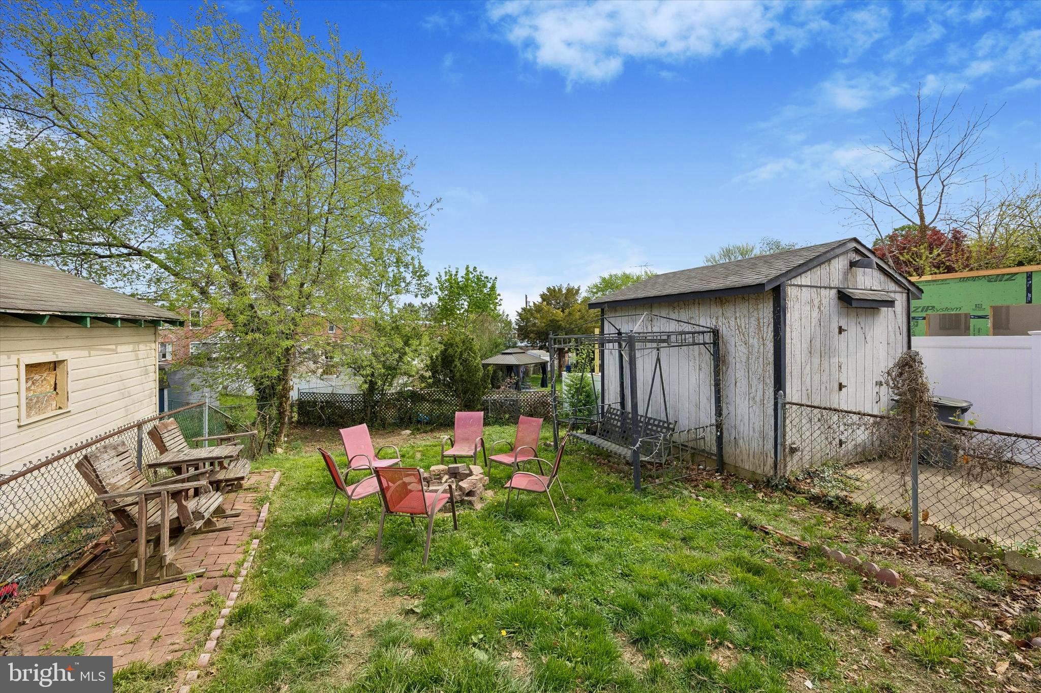 FOX CHASE - Residential