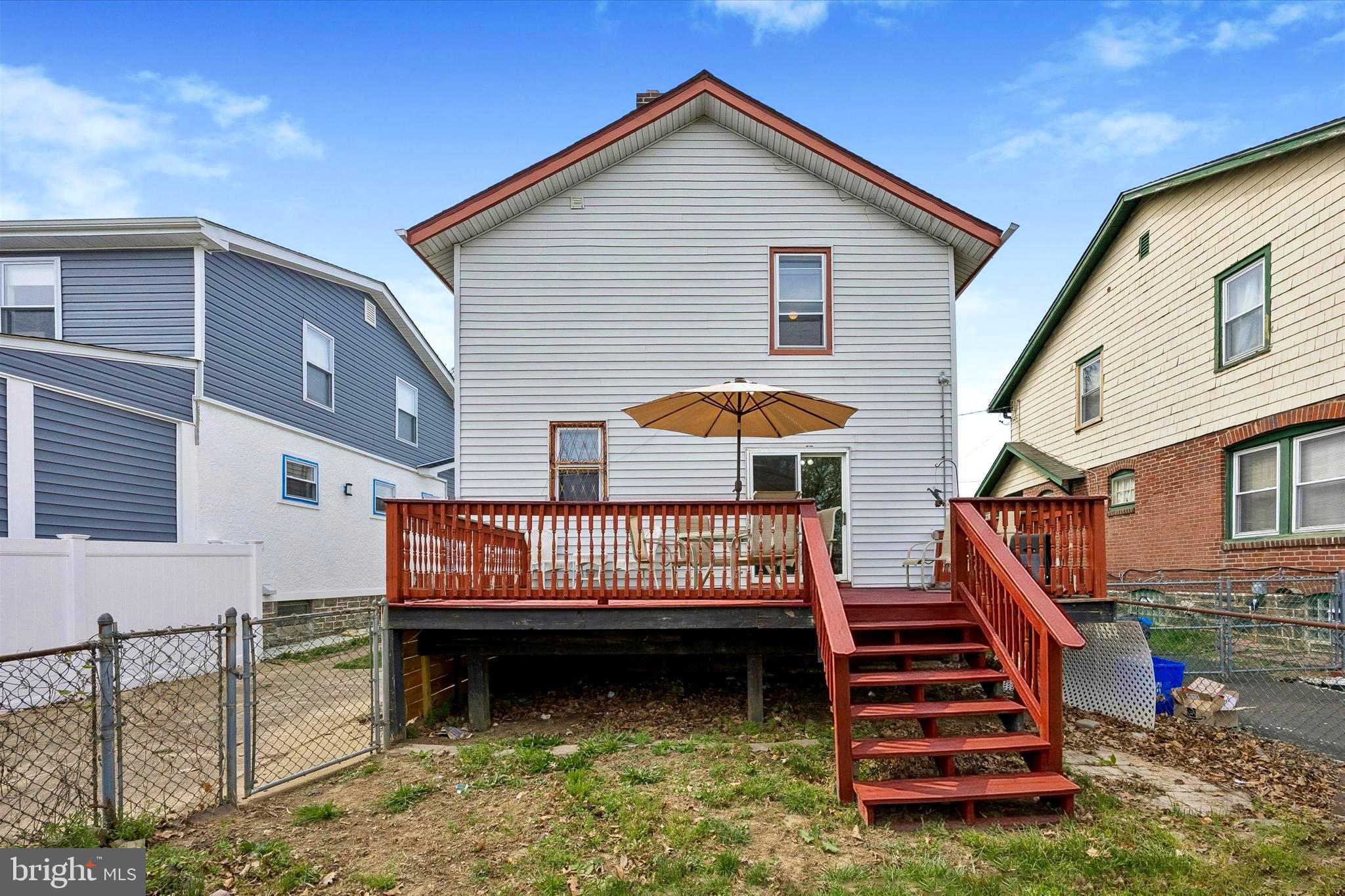 FOX CHASE - Residential