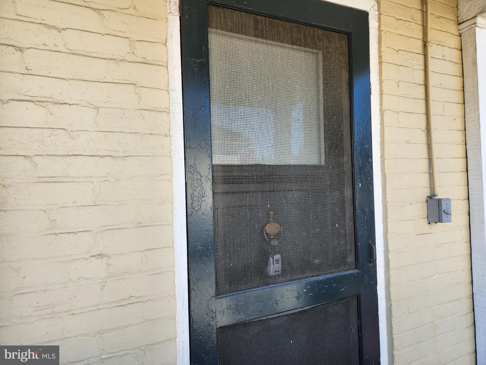 HISTORIC  DOWNTOWN FREDERICKSBURG - Residential Lease