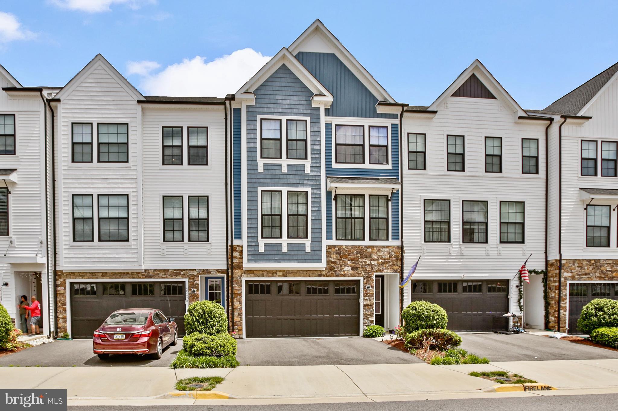 Beautifully maintained 3-bedroom, 2 full and 2 half-bath townhome offering three finished levels of stylish and functional living in a highly sought-after Chantilly location. This move-in ready home features an open and versatile layout, tasteful updates, and excellent commuter access to major routes and everyday amenities.
The entry-level main floor includes a welcoming foyer, spacious family room or flex space, convenient half bath, and interior access to the attached garage. Upstairs on the main living level, hardwood floors flow throughout a bright and open layout featuring a large family room, separate dining area, and a well-appointed kitchen with a center island and stainless steel appliances—ideal for everyday living and entertaining. A second half bath adds convenience on this level.
The upper level hosts all three bedrooms, including a generously sized primary suite with a walk-in closet and en-suite bath complete with double vanity and stand-up shower. Two additional bedrooms, a full hall bath, and a laundry area complete the top floor.
Located just minutes from Route 50, Route 28, and Dulles International Airport, this home offers exceptional access to nearby shopping, dining, and commuter routes. Enjoy close proximity to Dulles Landing, South Riding Market Square, local parks, schools, and more—all within a vibrant and growing community.