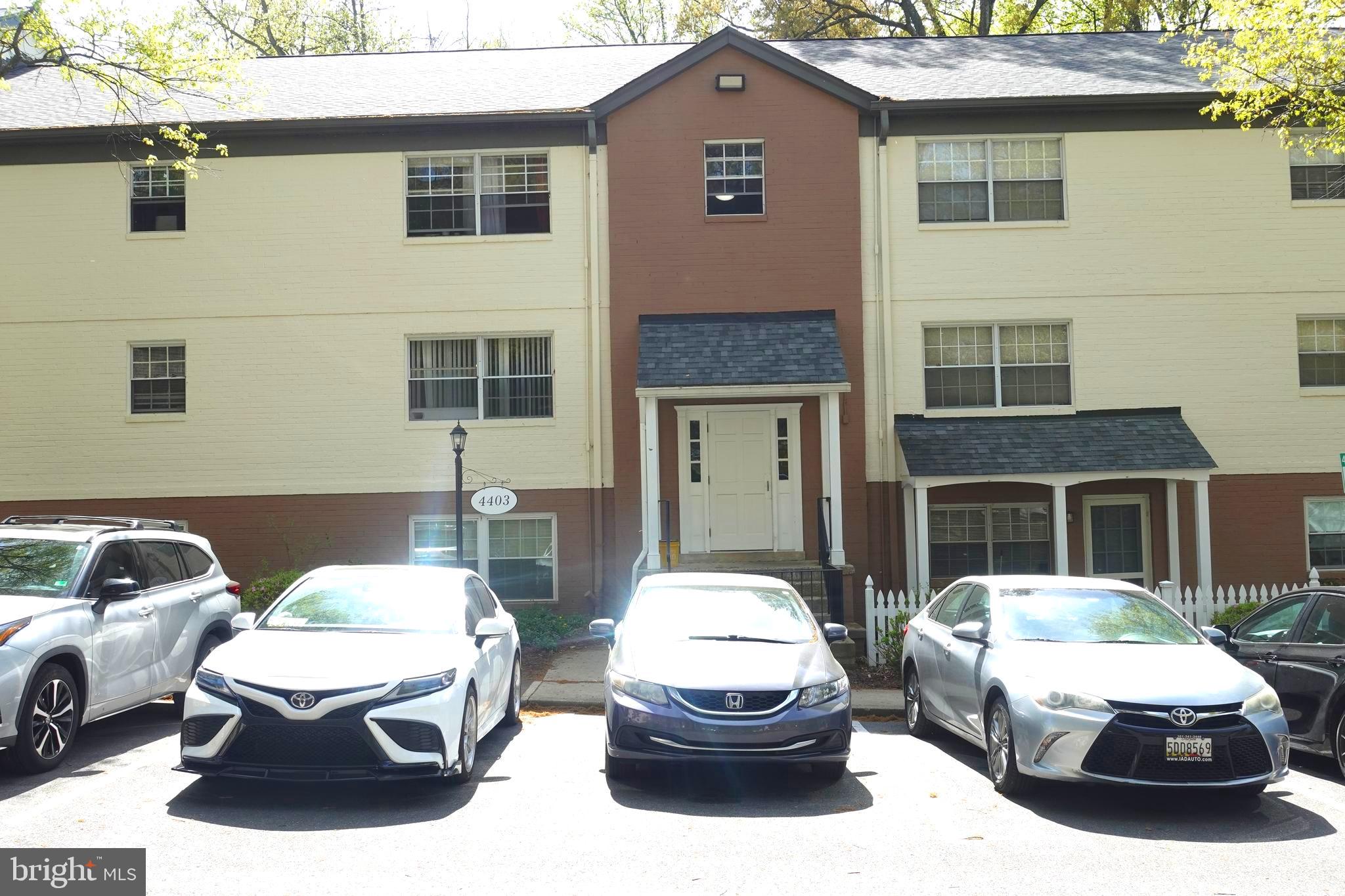 MONTPELIER VILLAGE - Residential