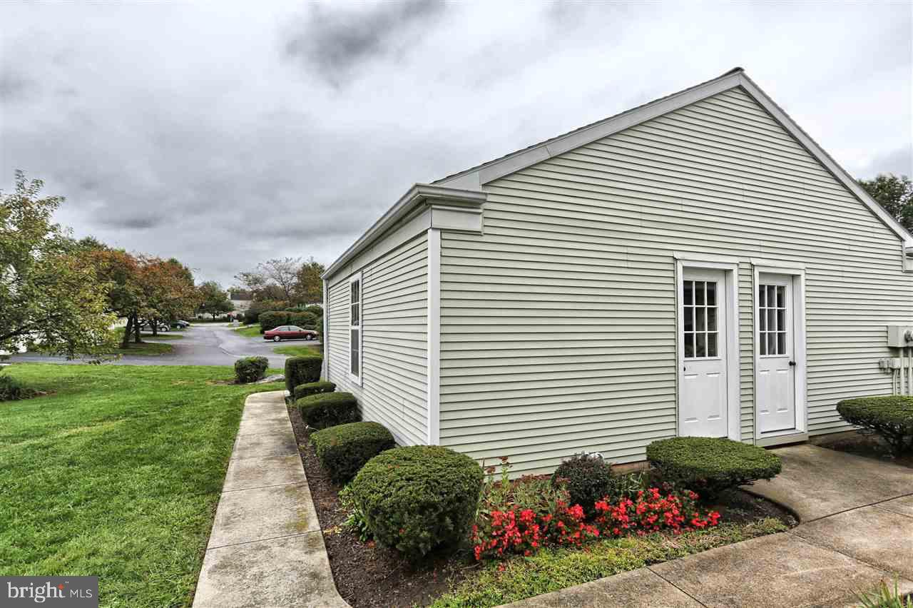 ROCKLEDGE - Residential