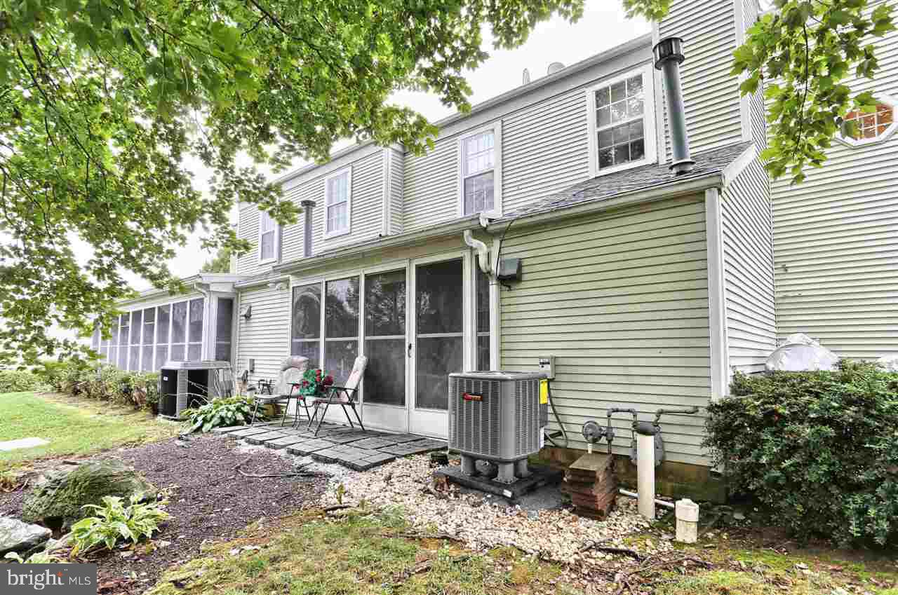 ROCKLEDGE - Residential
