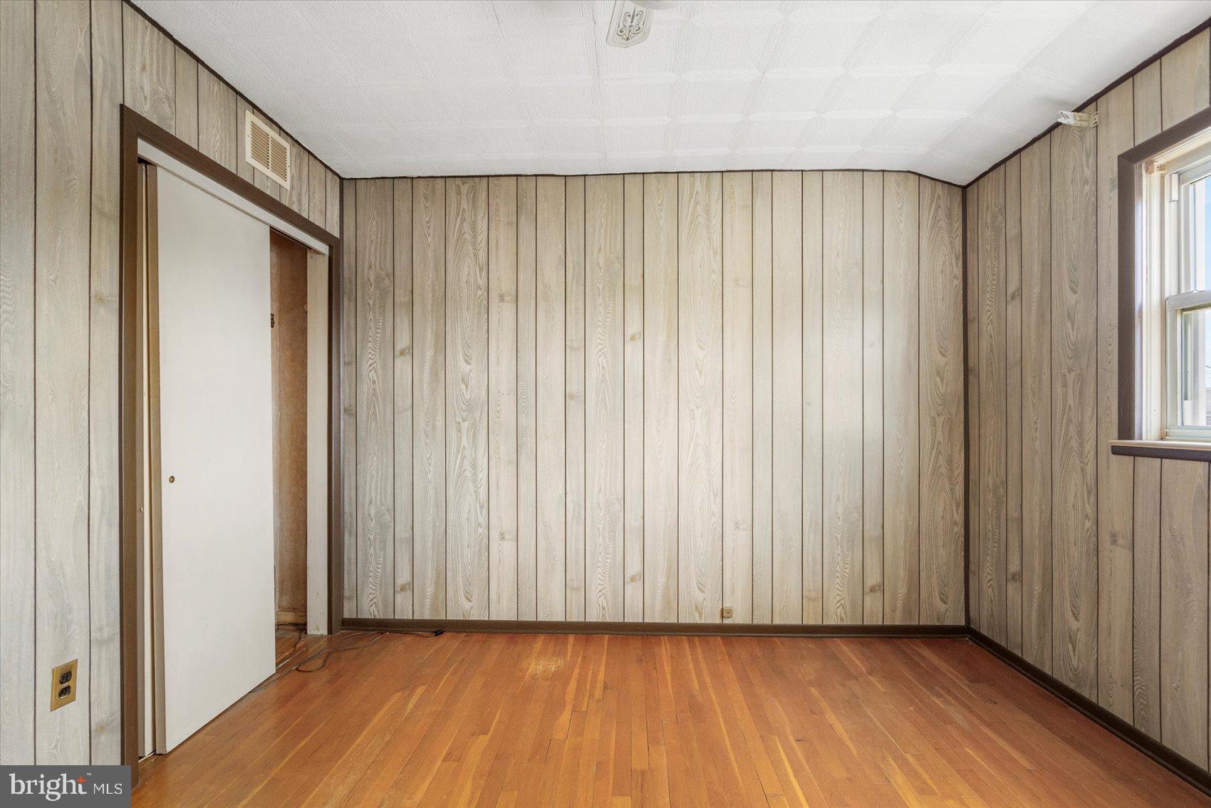 COUNTY RIDGE - Residential