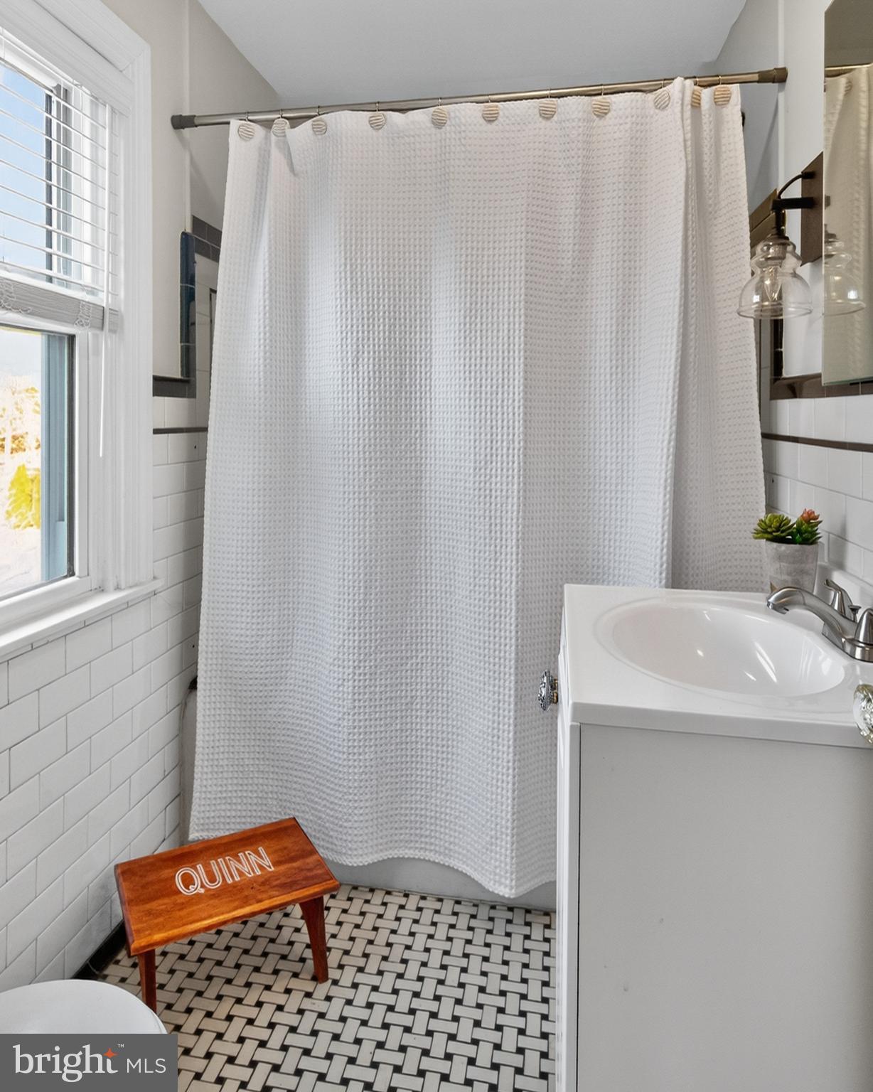 HOMEWOOD - Residential