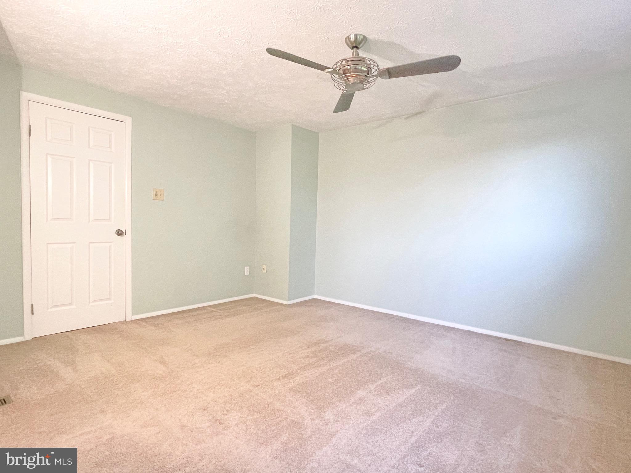 NEWINGTON FOREST - Residential Lease