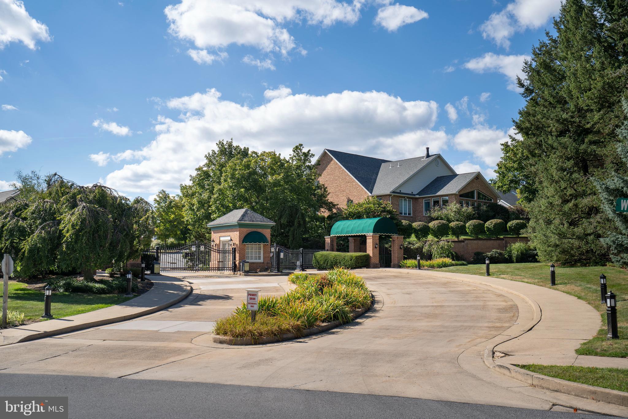 VILLAGE HEIGHTS - Residential