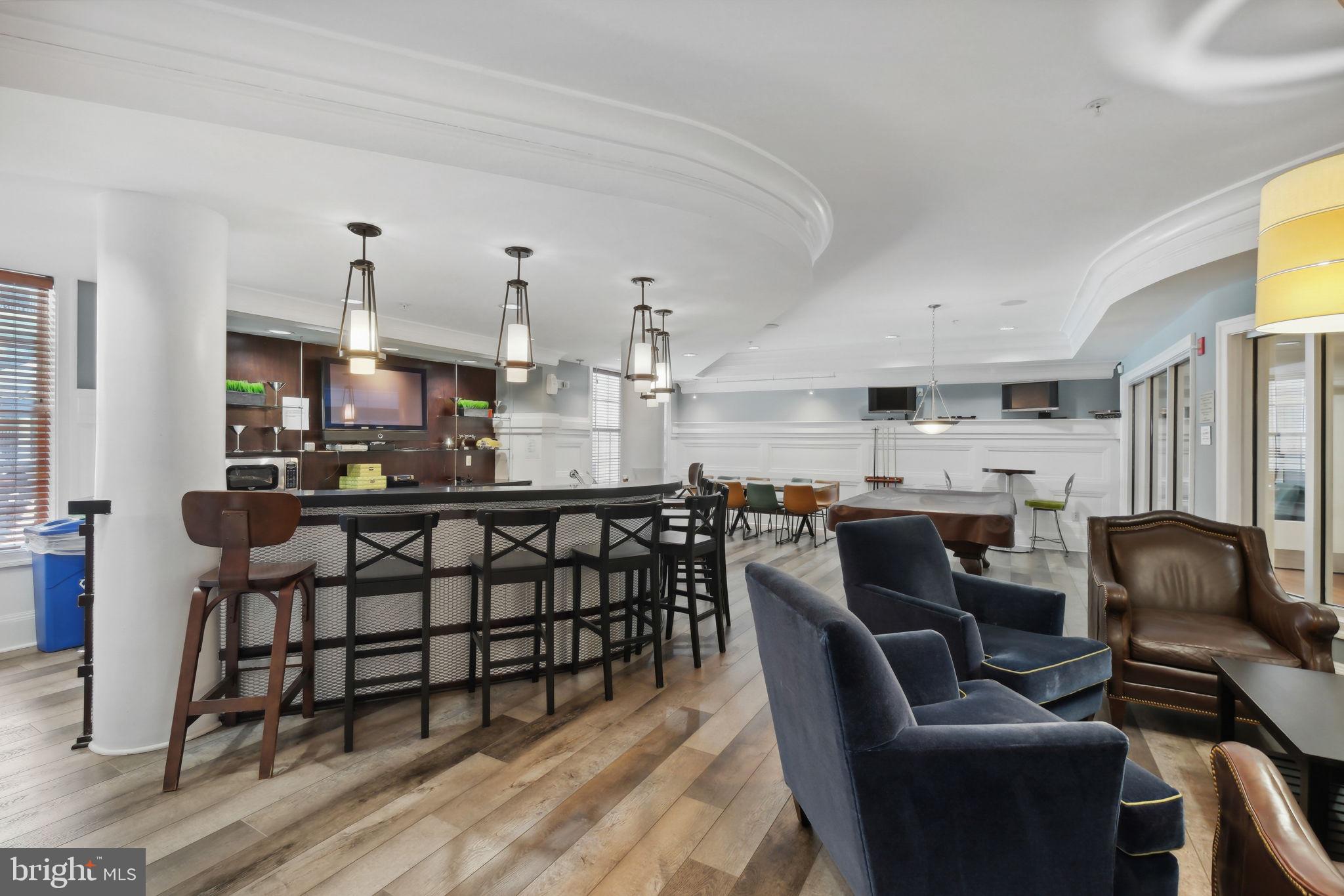 COLONNADE AT KENTLANDS - Residential