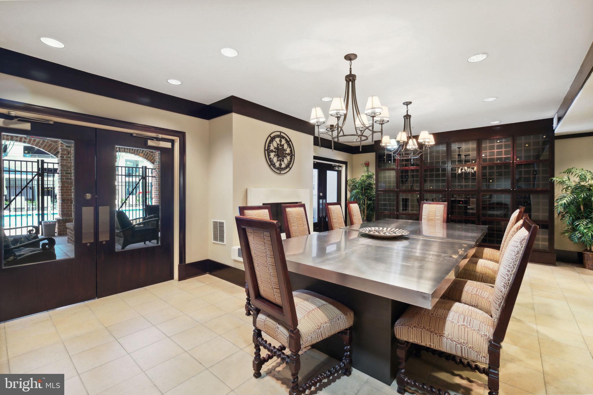 COLONNADE AT KENTLANDS - Residential