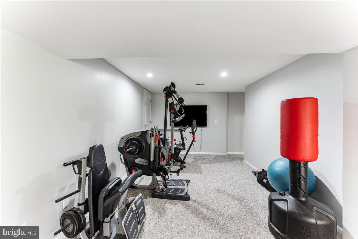 BRANDYWINE @ THORN - Residential