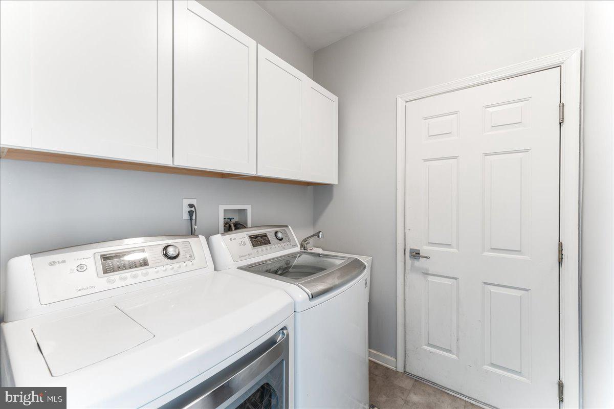 BRANDYWINE @ THORN - Residential