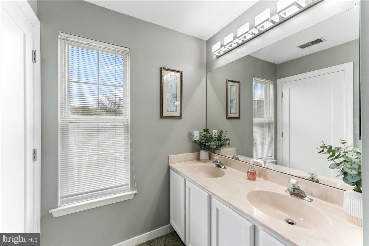 BRANDYWINE @ THORN - Residential