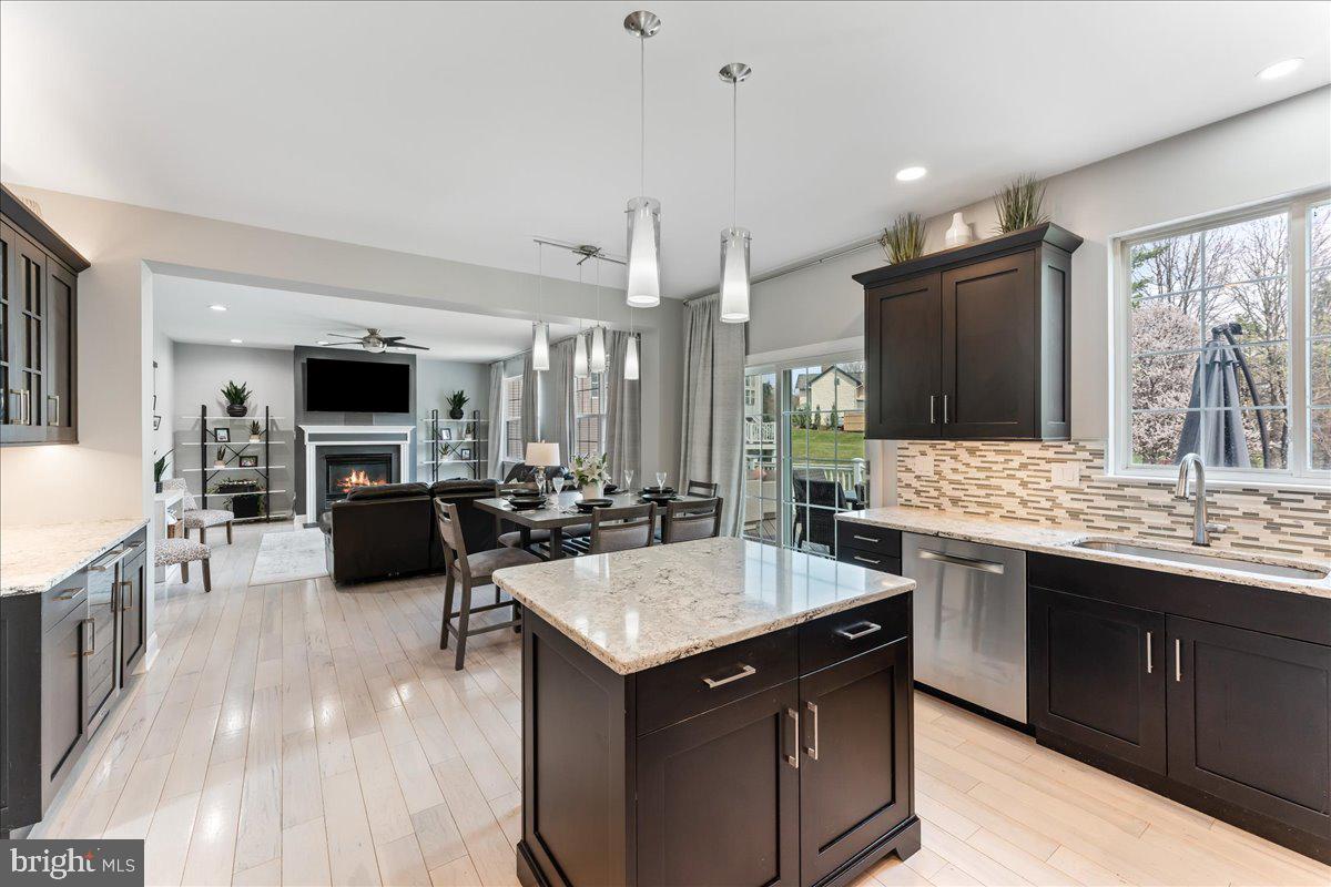 BRANDYWINE @ THORN - Residential