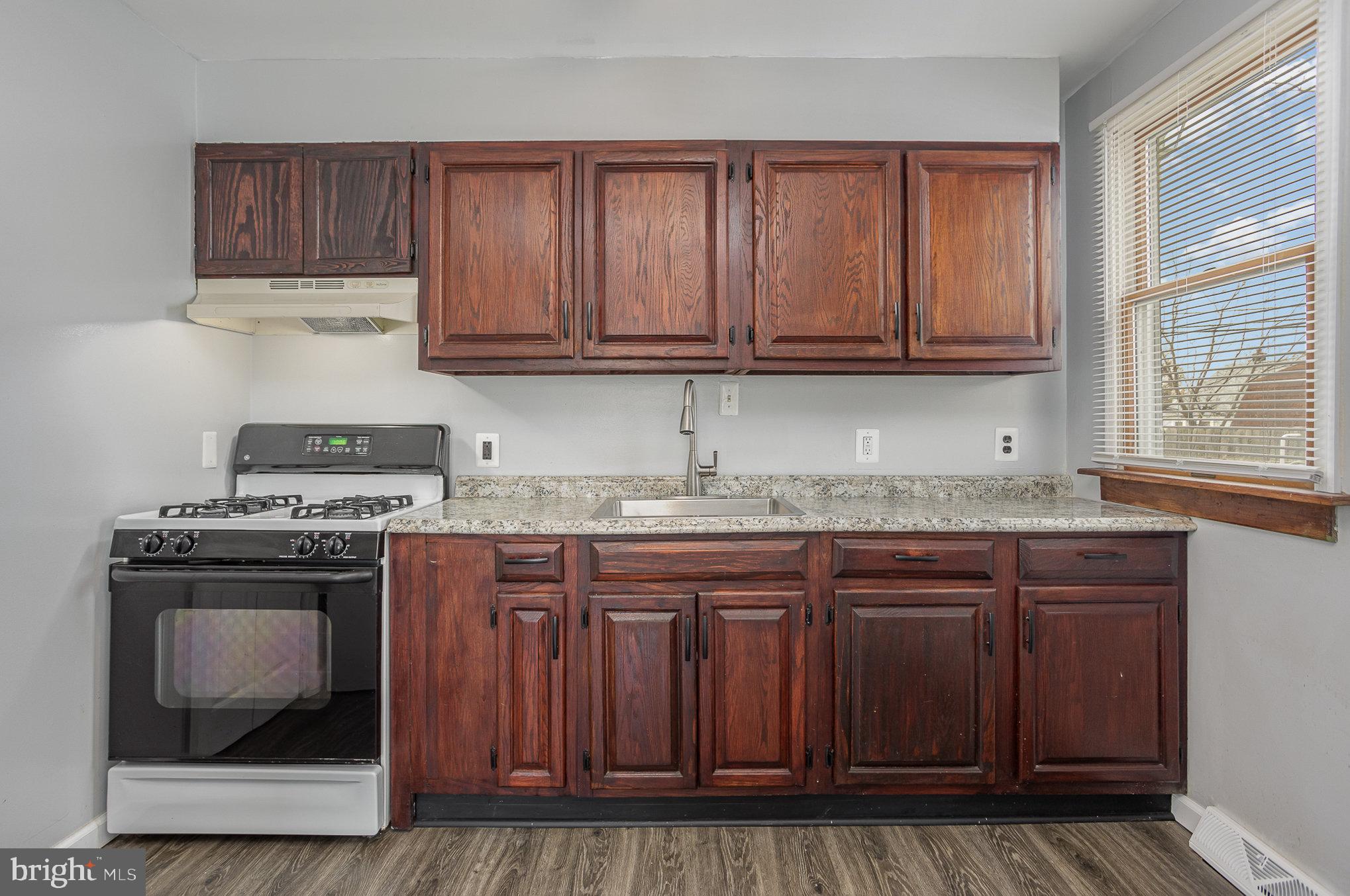 WATERSEDGE - Residential