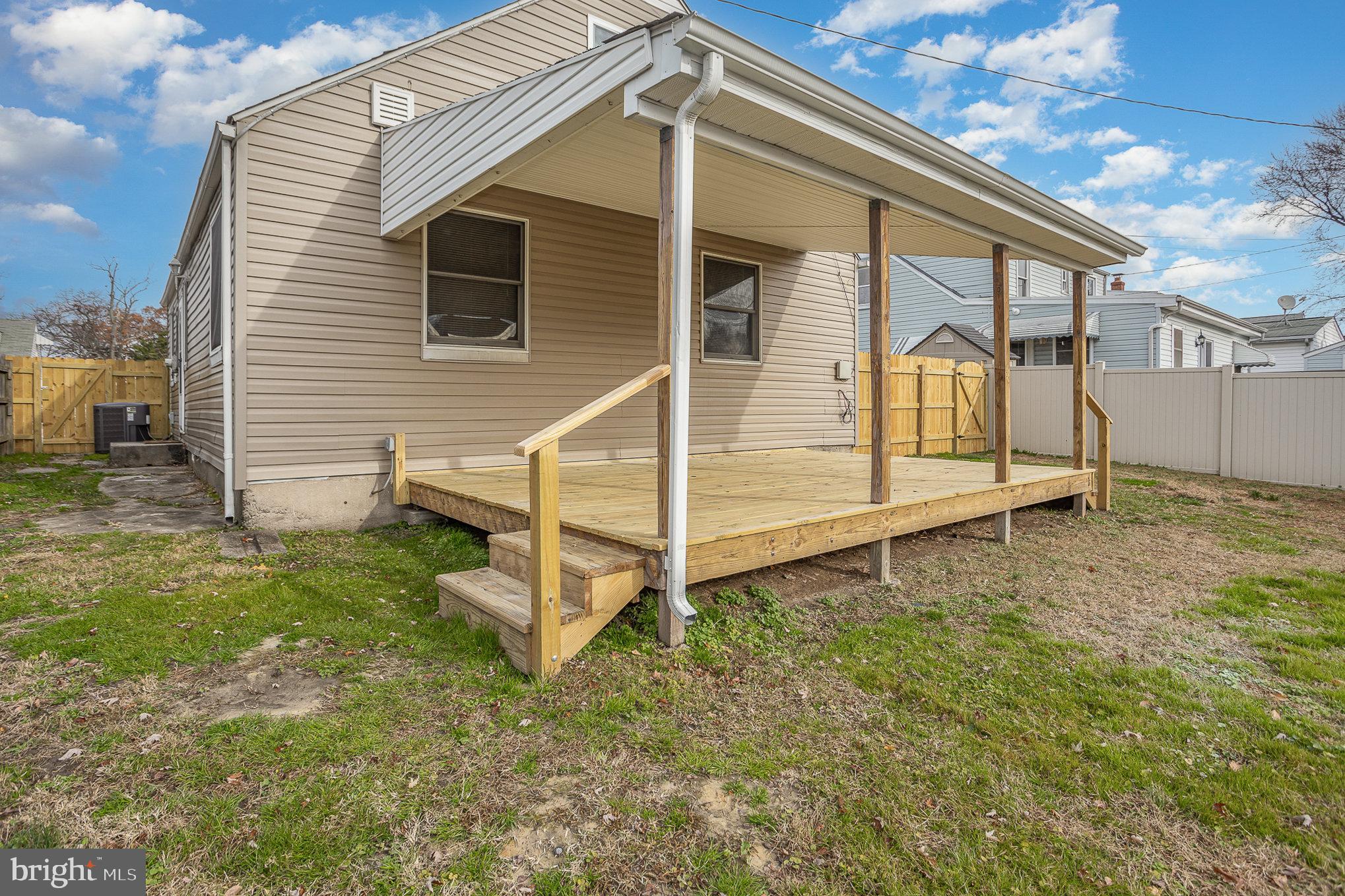 WATERSEDGE - Residential