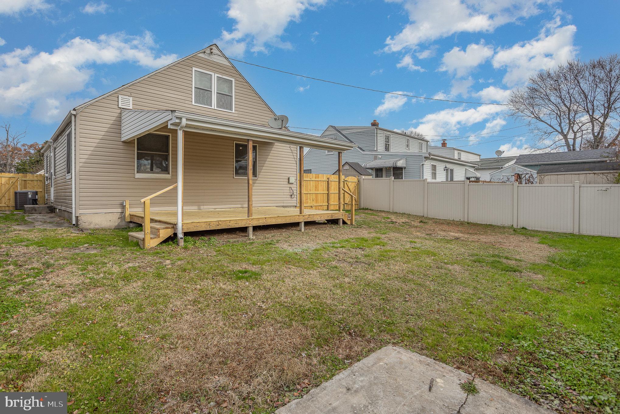 WATERSEDGE - Residential