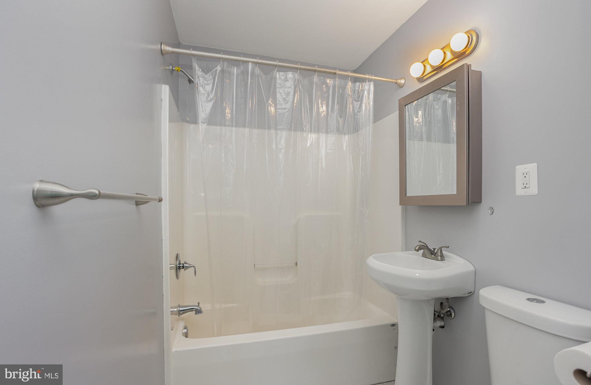 WATERSEDGE - Residential